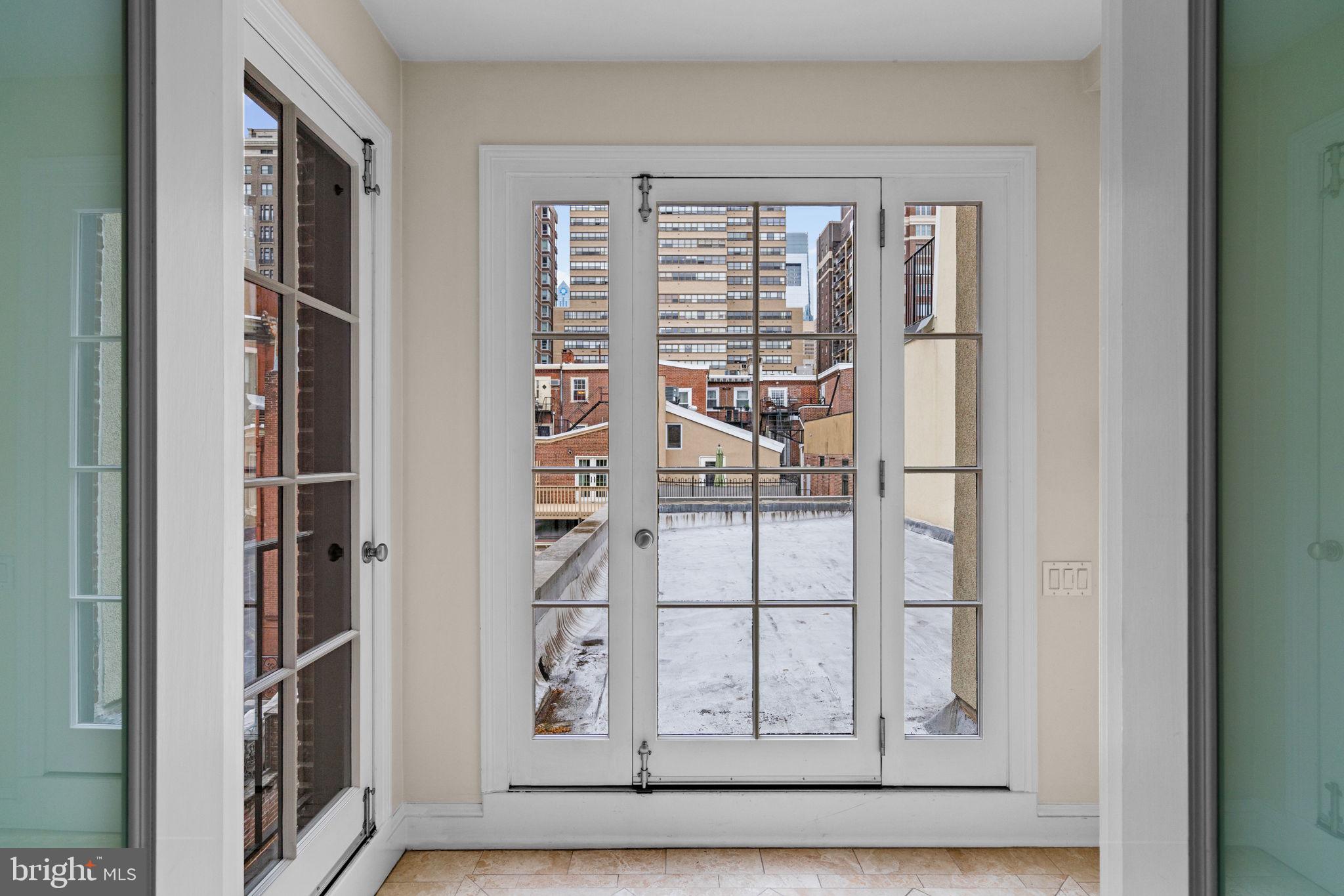 RITTENHOUSE SQUARE - Residential