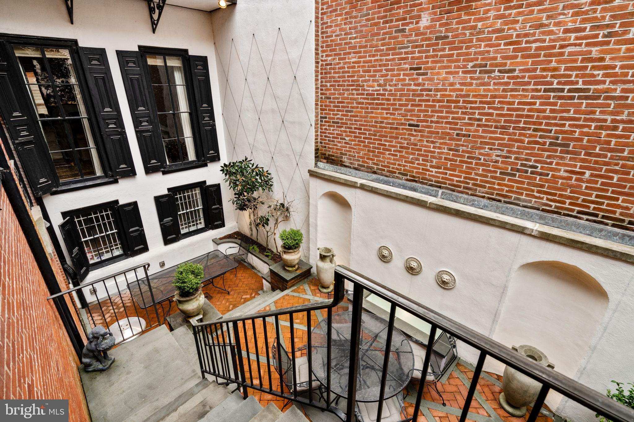 RITTENHOUSE SQUARE - Residential