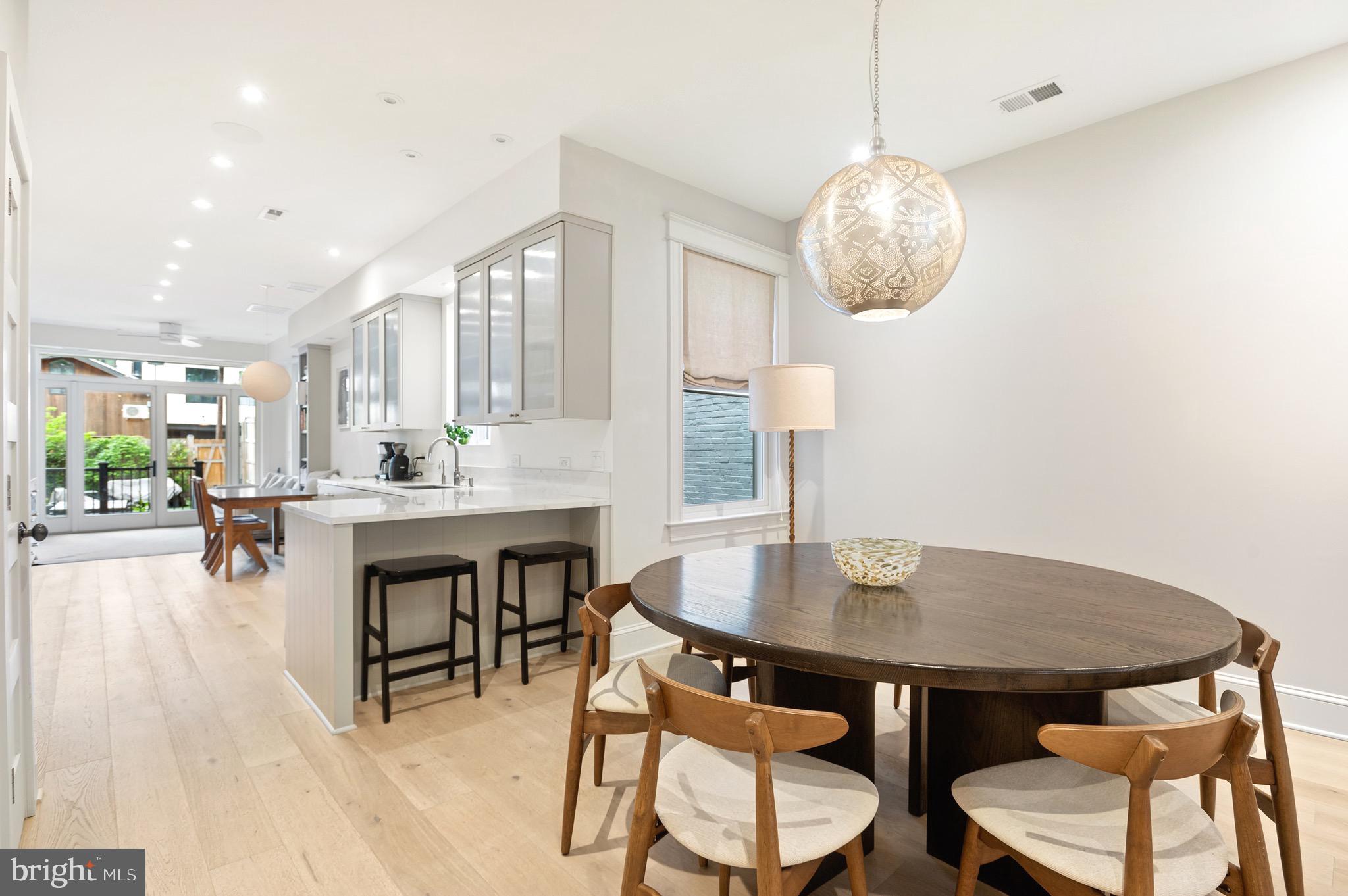 KALORAMA TRIANGLE - Residential