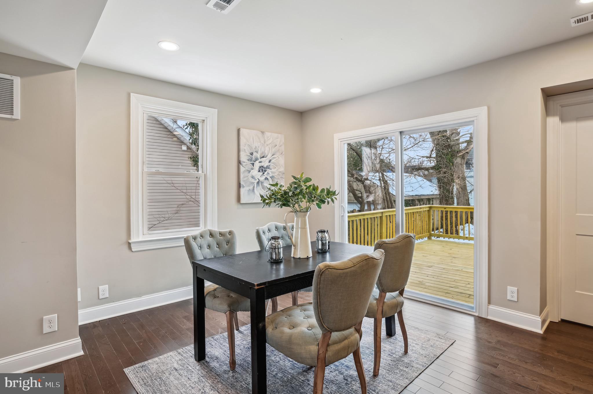 STONEWALL PARK - Residential