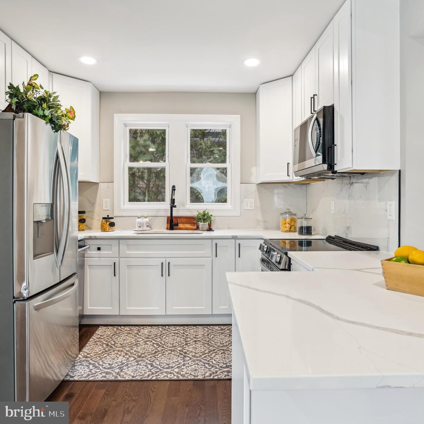 STONEWALL PARK - Residential