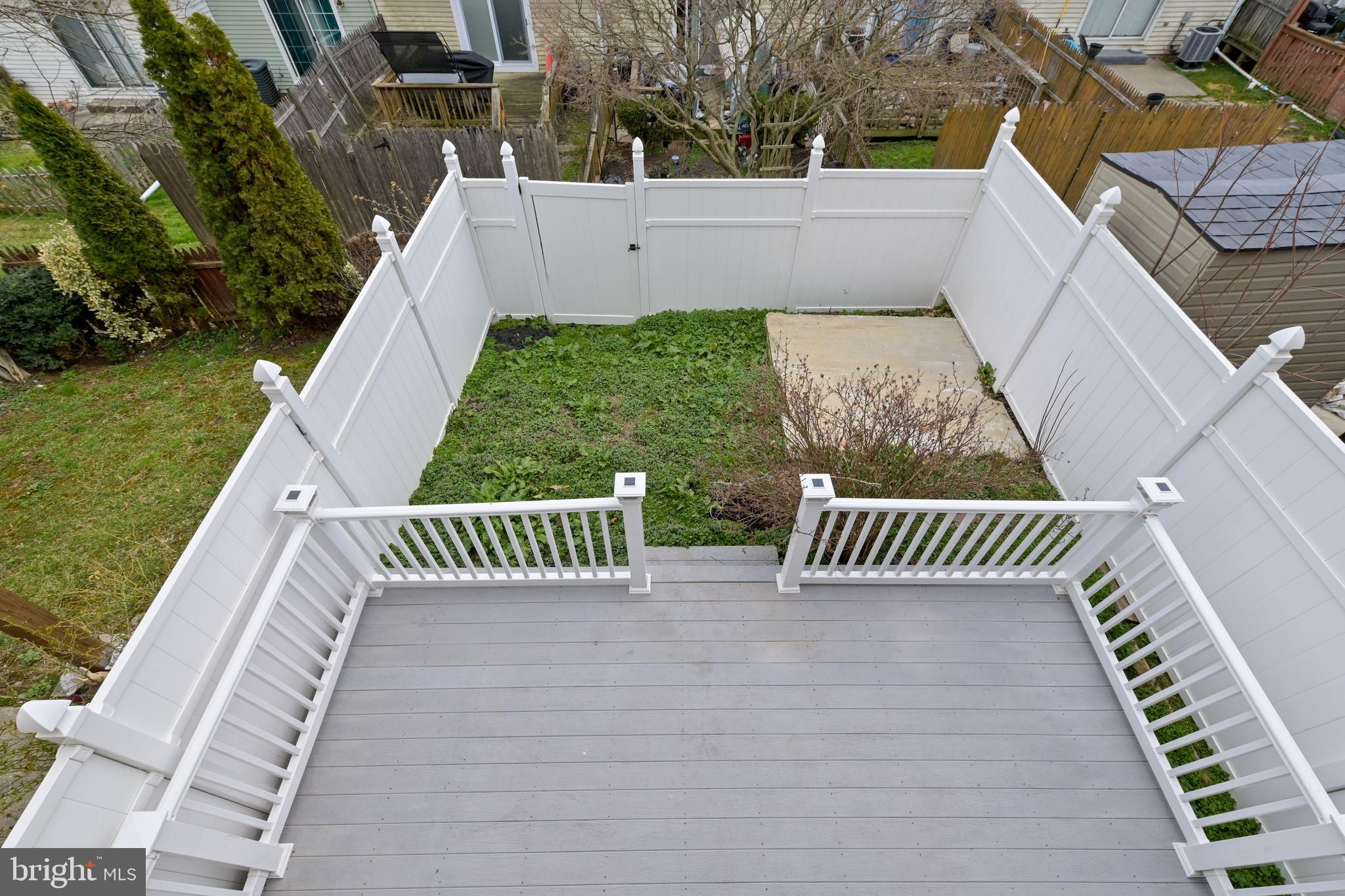 FRANKLIN RIDGE TOWNHOUSE - Residential