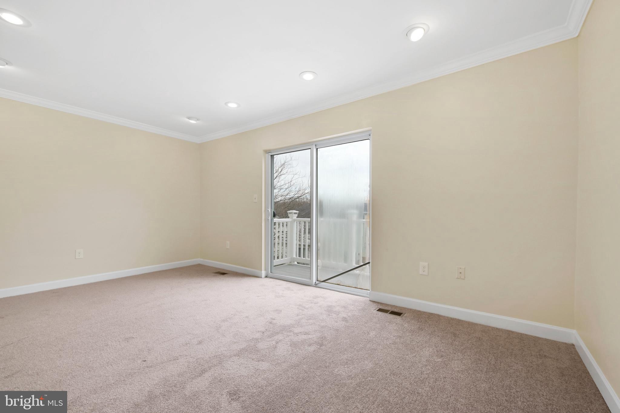 FRANKLIN RIDGE TOWNHOUSE - Residential