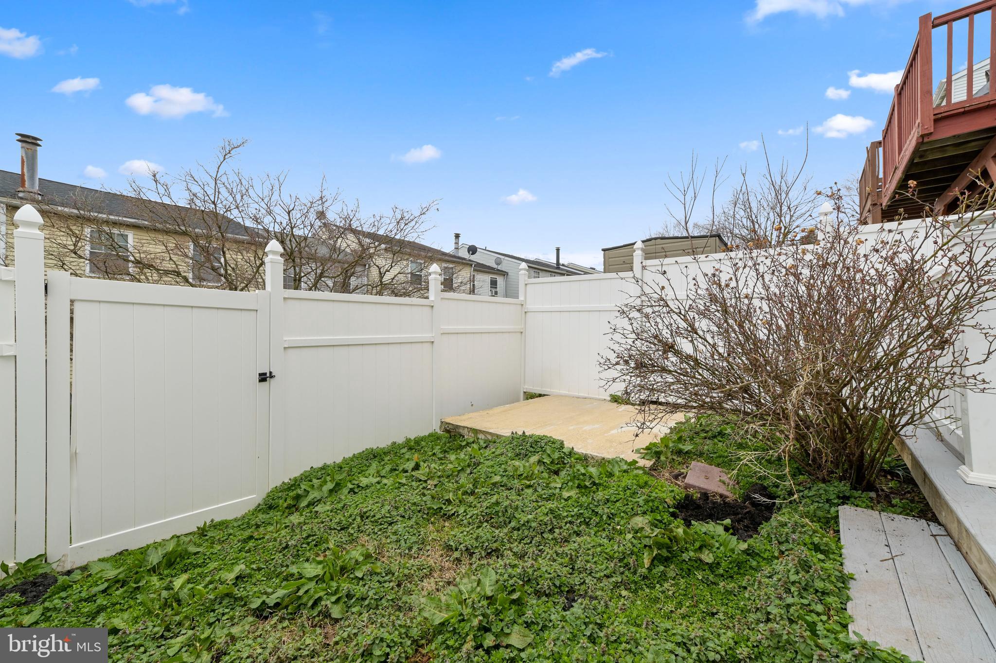 FRANKLIN RIDGE TOWNHOUSE - Residential