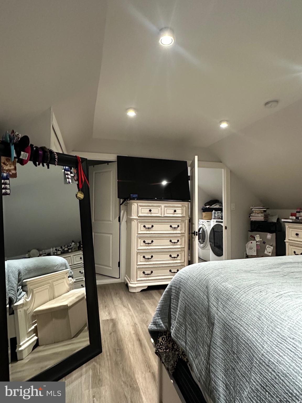 NORMANDY - Residential Lease