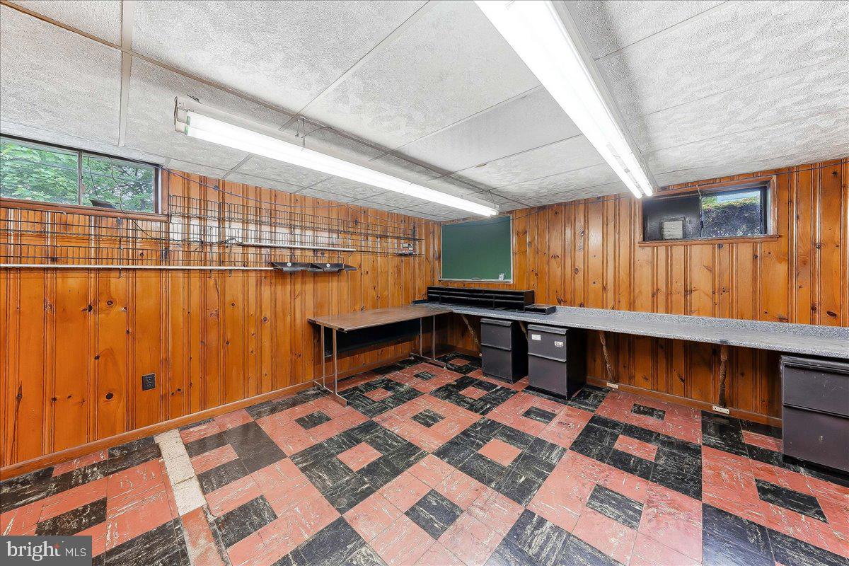 LIFTWOOD ESTATES - Residential