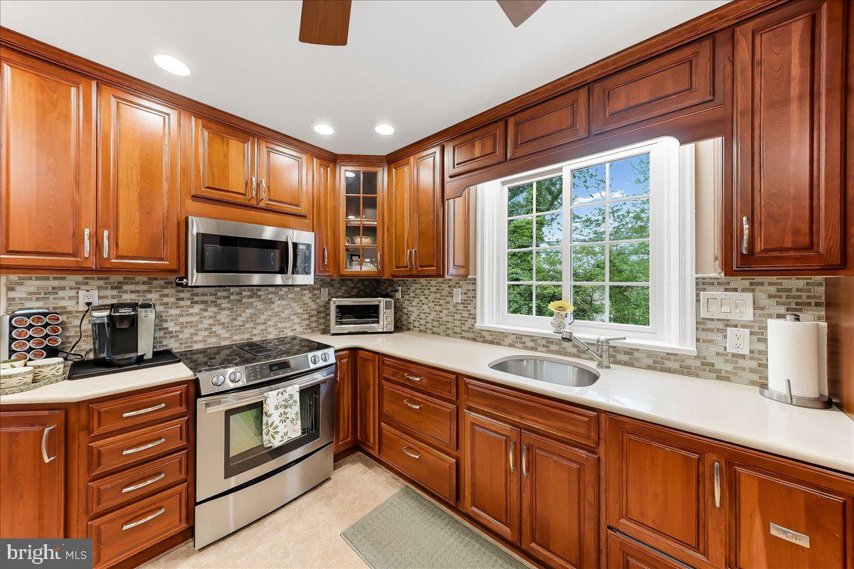 LIFTWOOD ESTATES - Residential