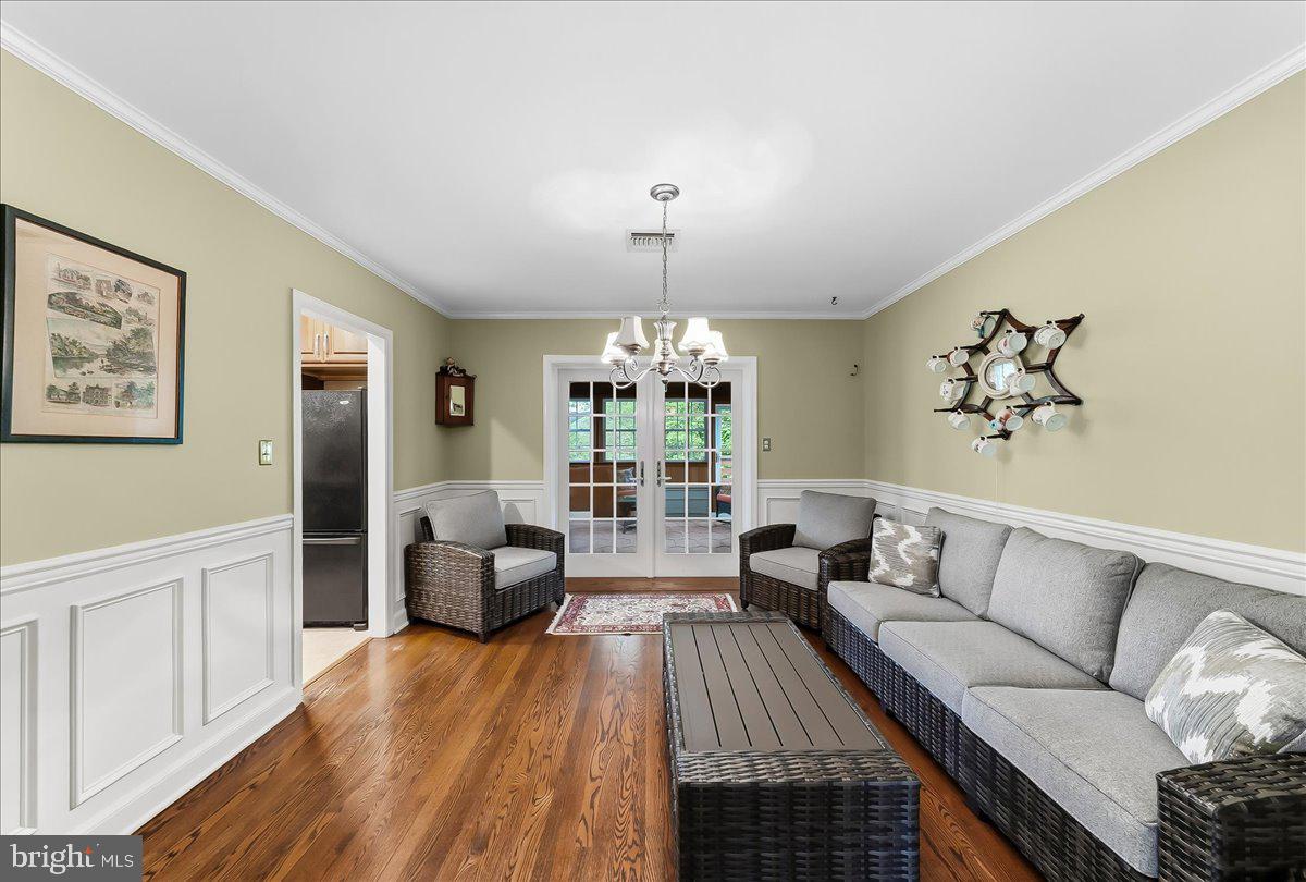 LIFTWOOD ESTATES - Residential