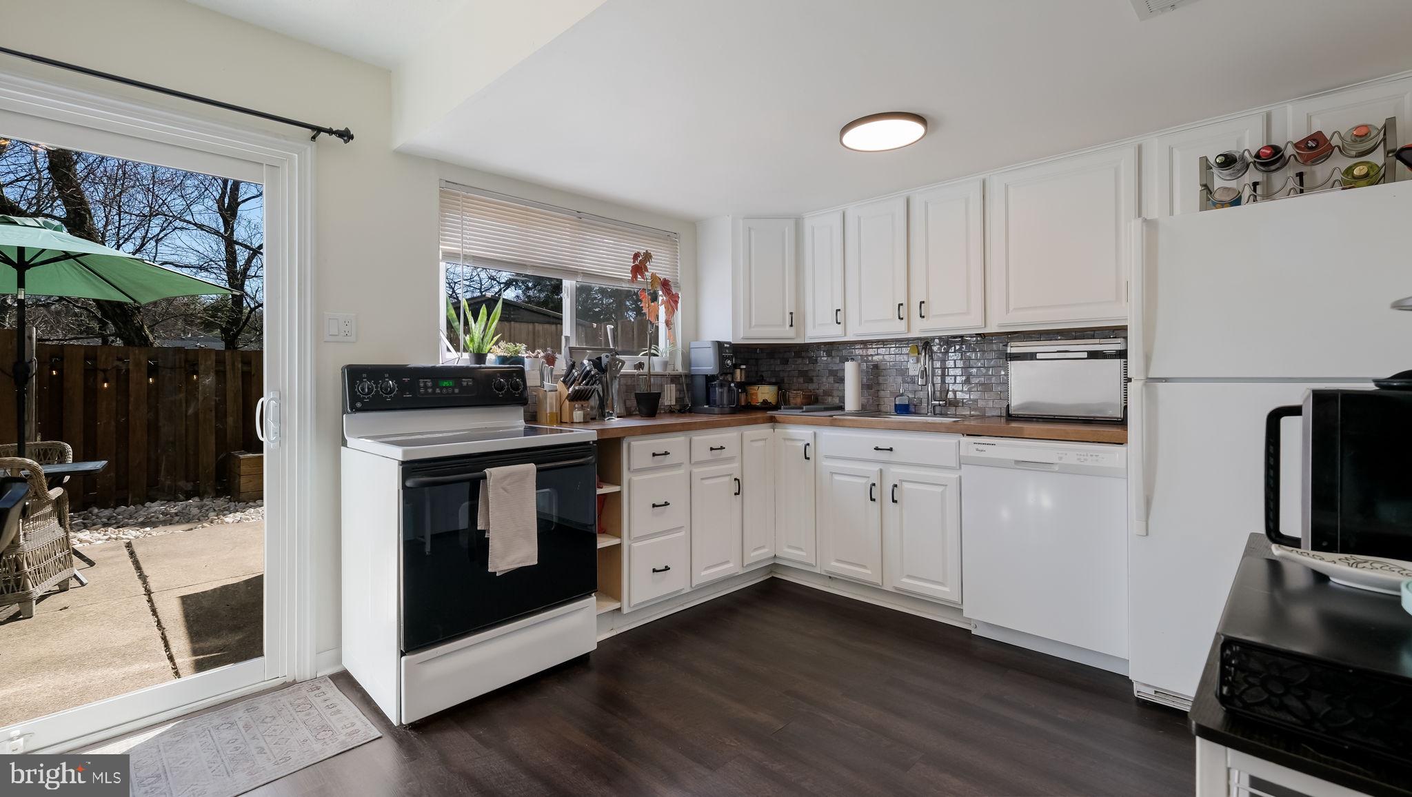 CHATHAM VIL OF TOW - Residential