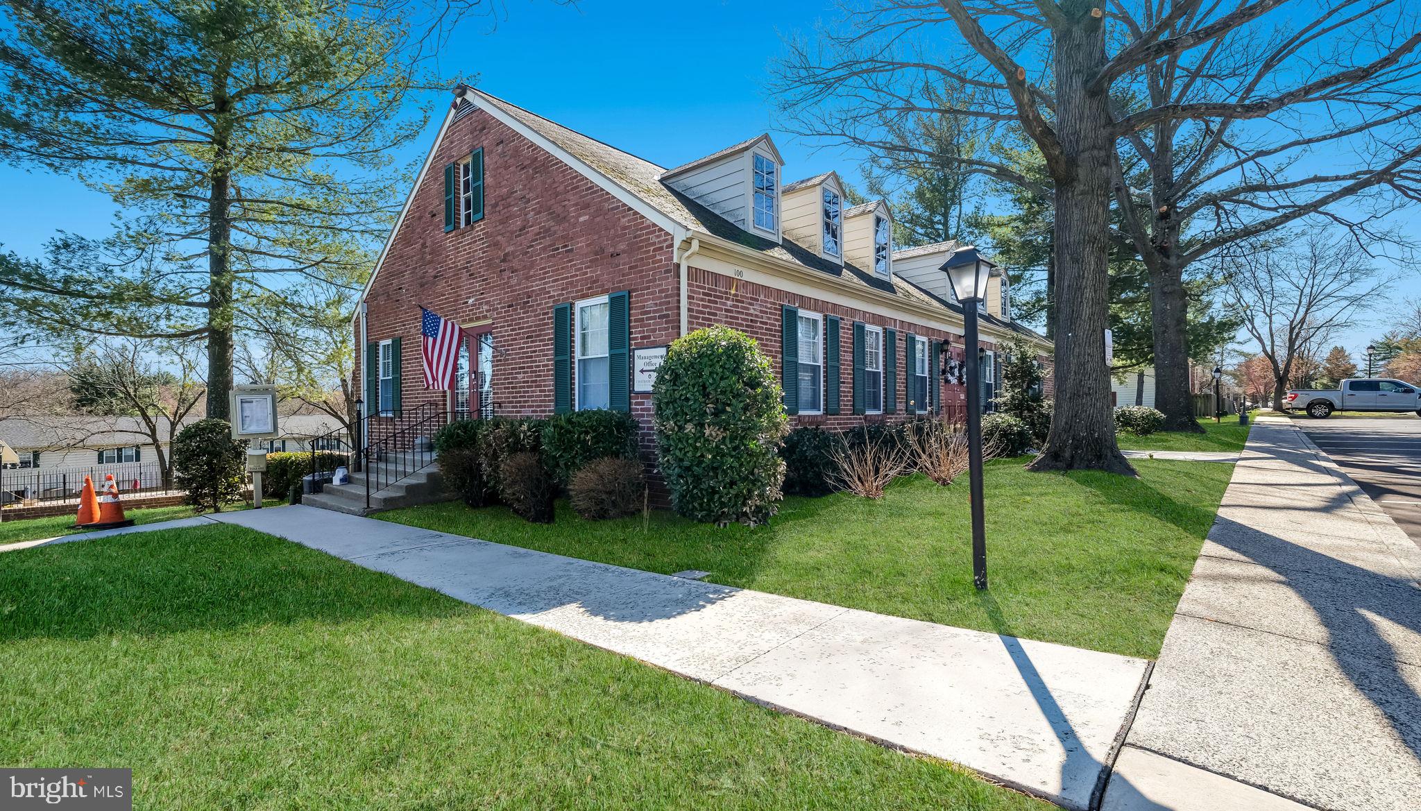 CHATHAM VIL OF TOW - Residential