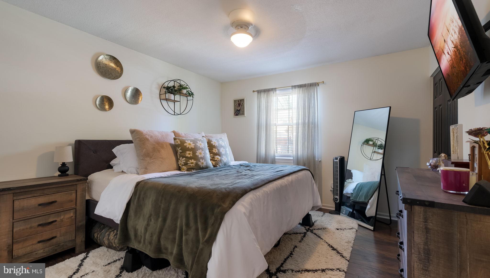 CHATHAM VIL OF TOW - Residential