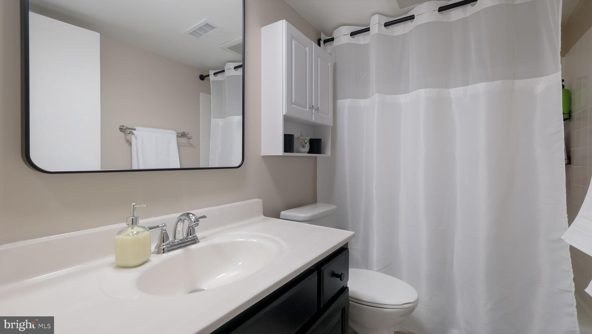 CHATHAM VIL OF TOW - Residential