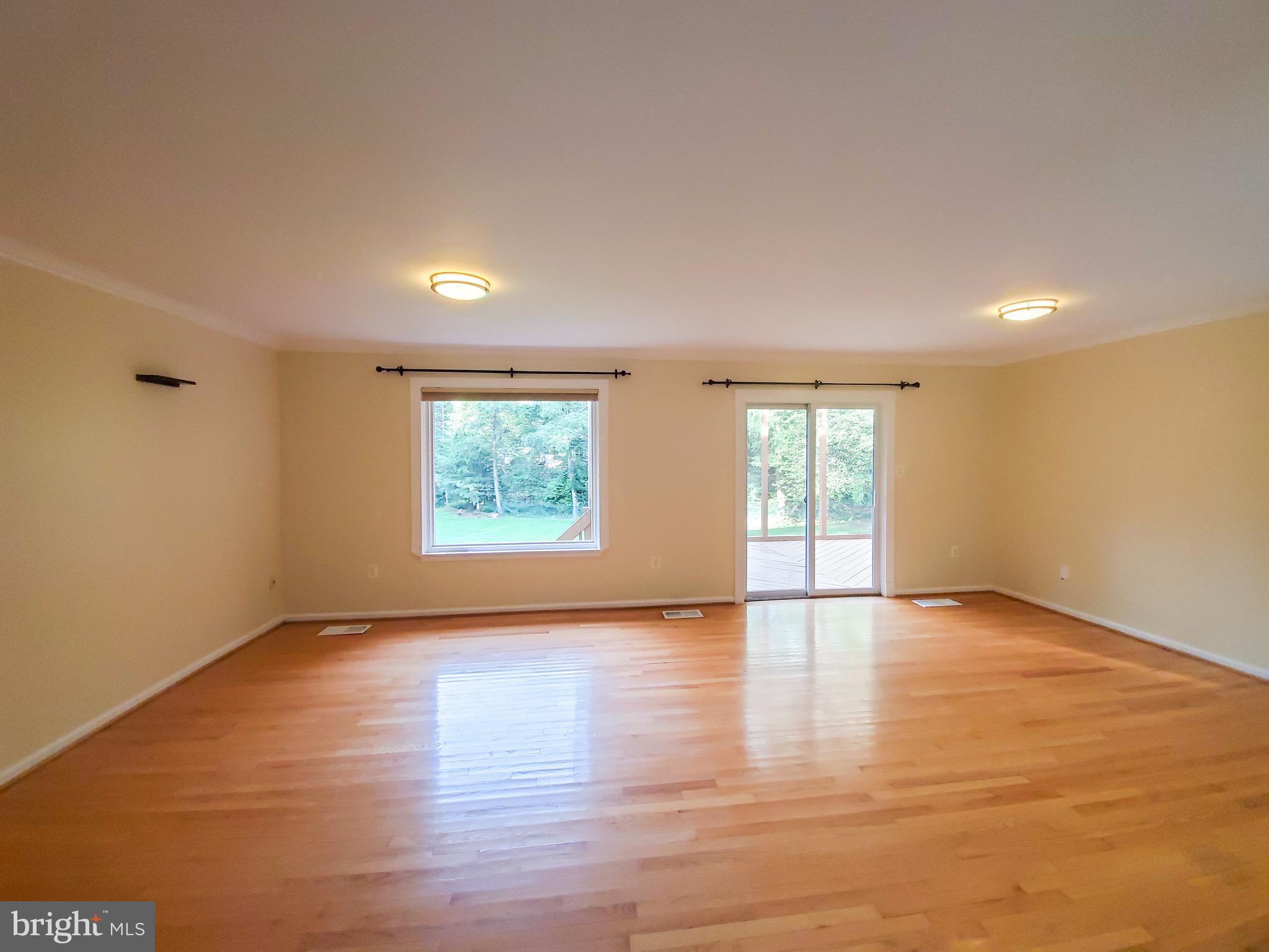 LEXINGTON ESTATES - Residential