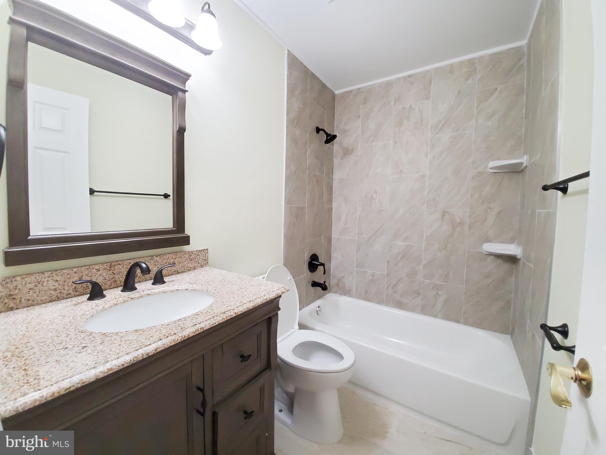 LEXINGTON ESTATES - Residential