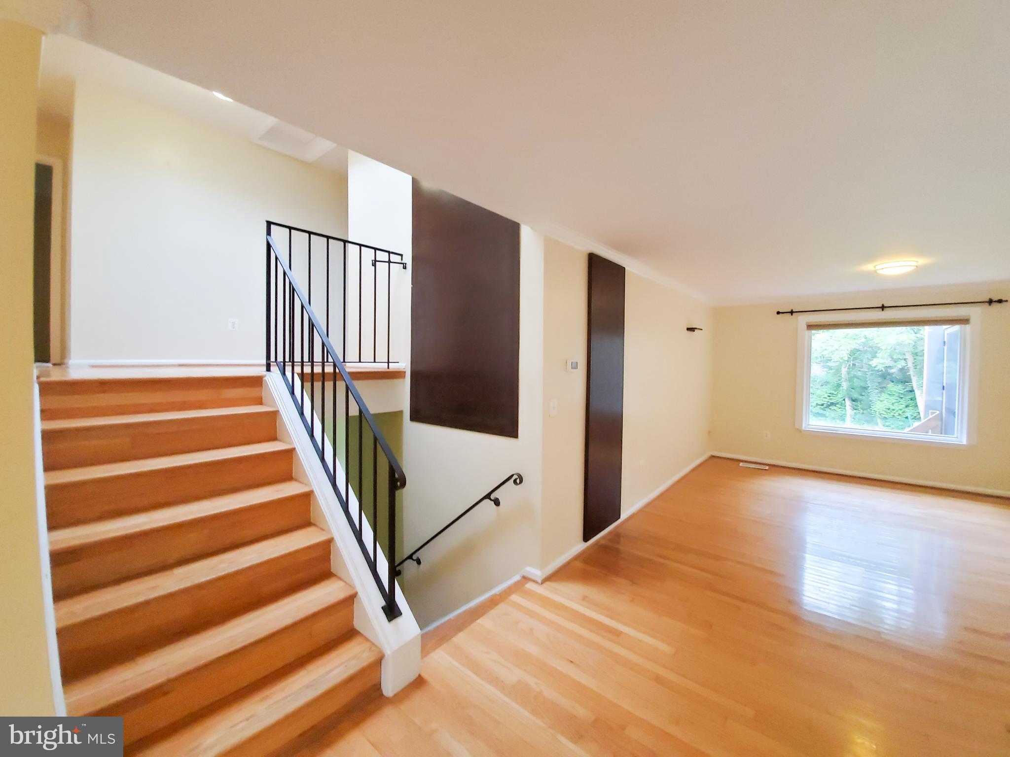 LEXINGTON ESTATES - Residential