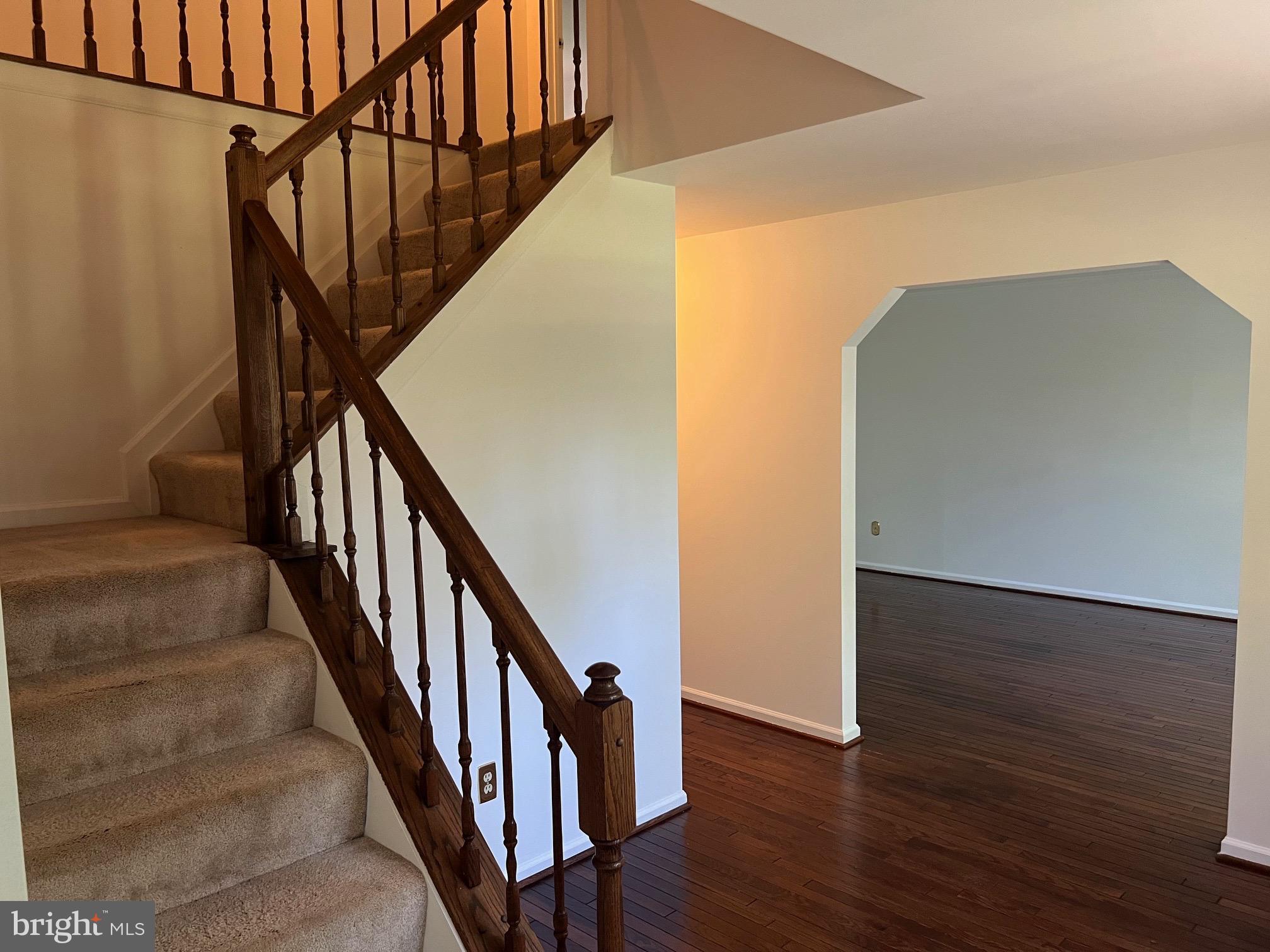 GLENWOOD ESTATES - Residential Lease