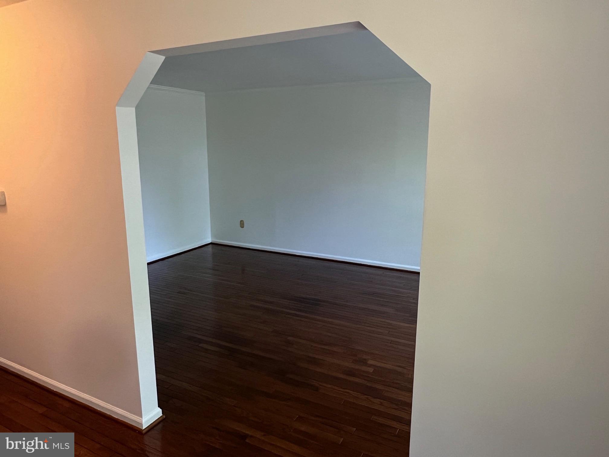 GLENWOOD ESTATES - Residential Lease