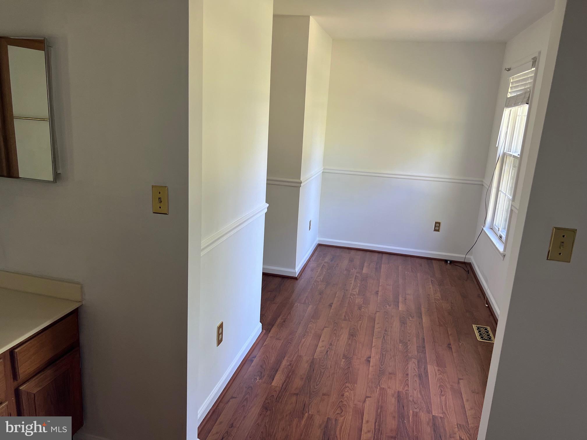 GLENWOOD ESTATES - Residential Lease