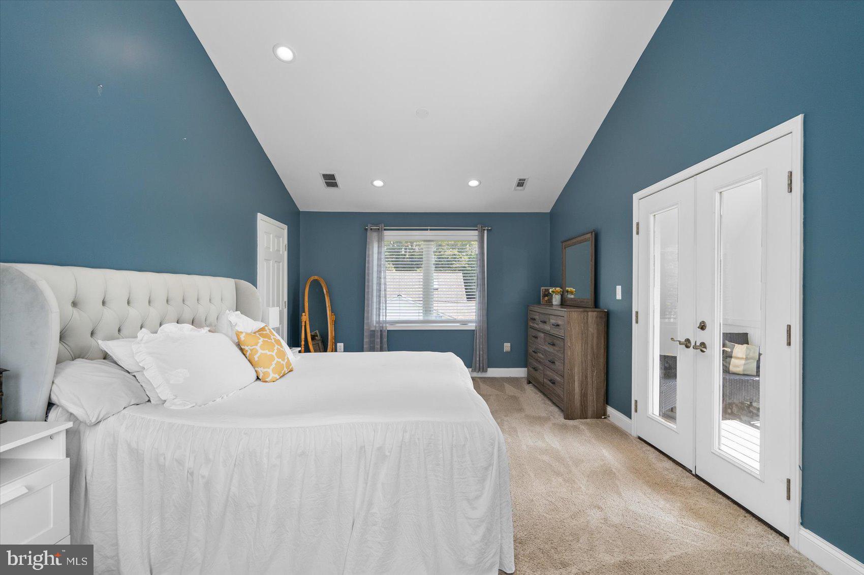 GREENSPRING VALLEY - Residential