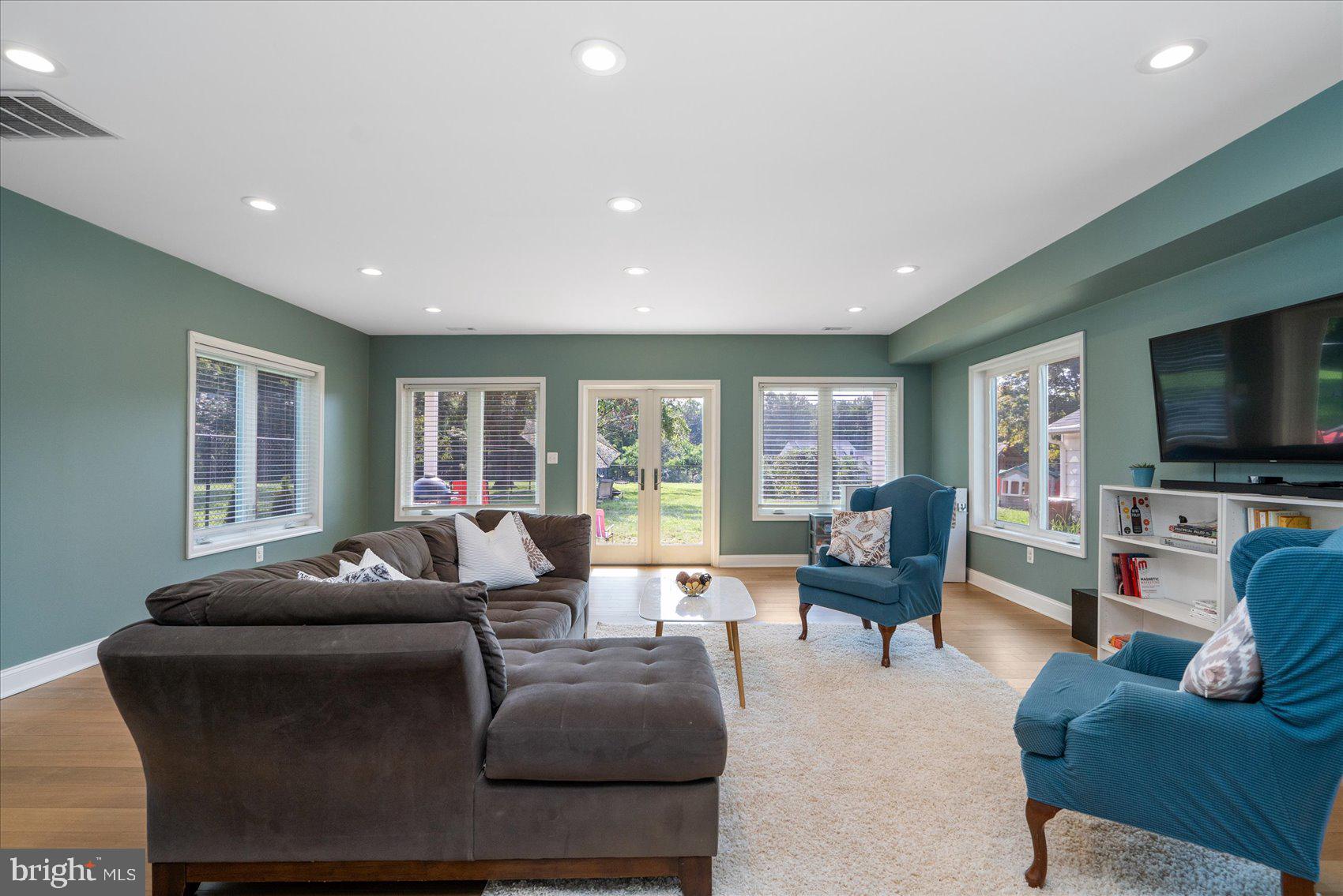 GREENSPRING VALLEY - Residential