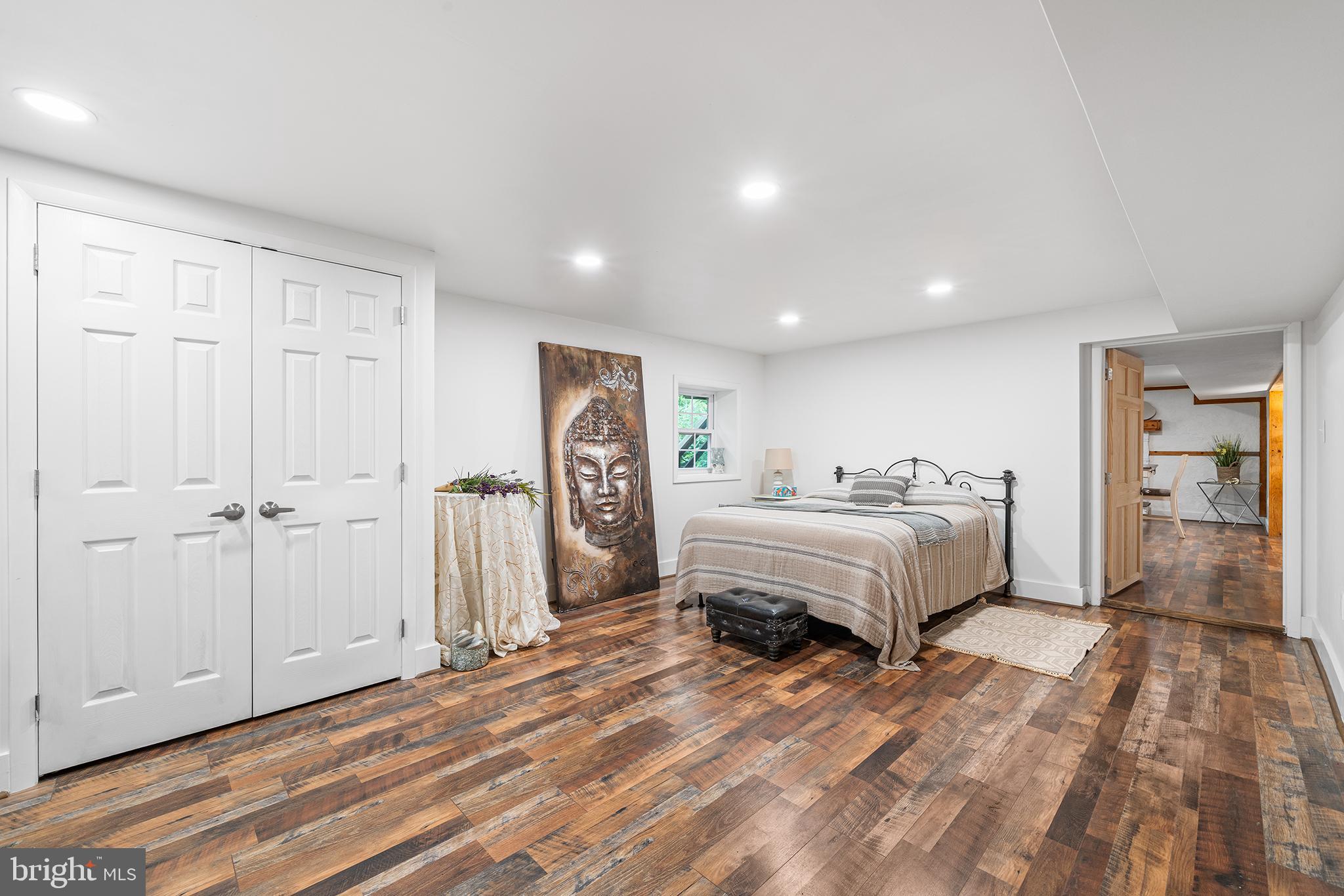 NEW HOPE HILLS - Residential