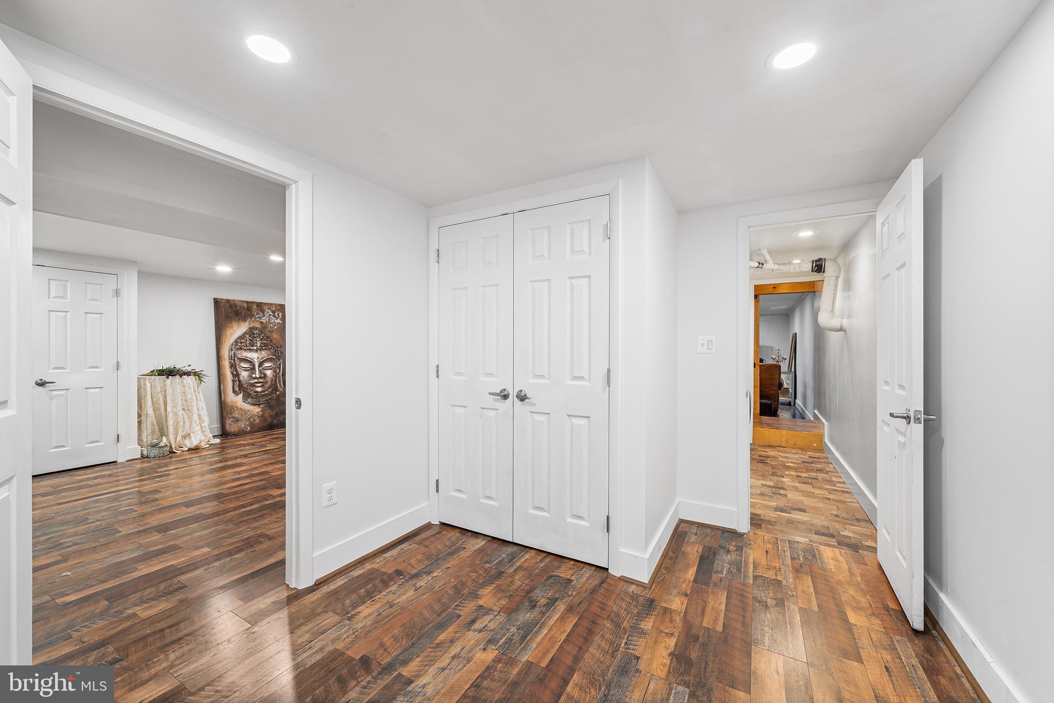 NEW HOPE HILLS - Residential