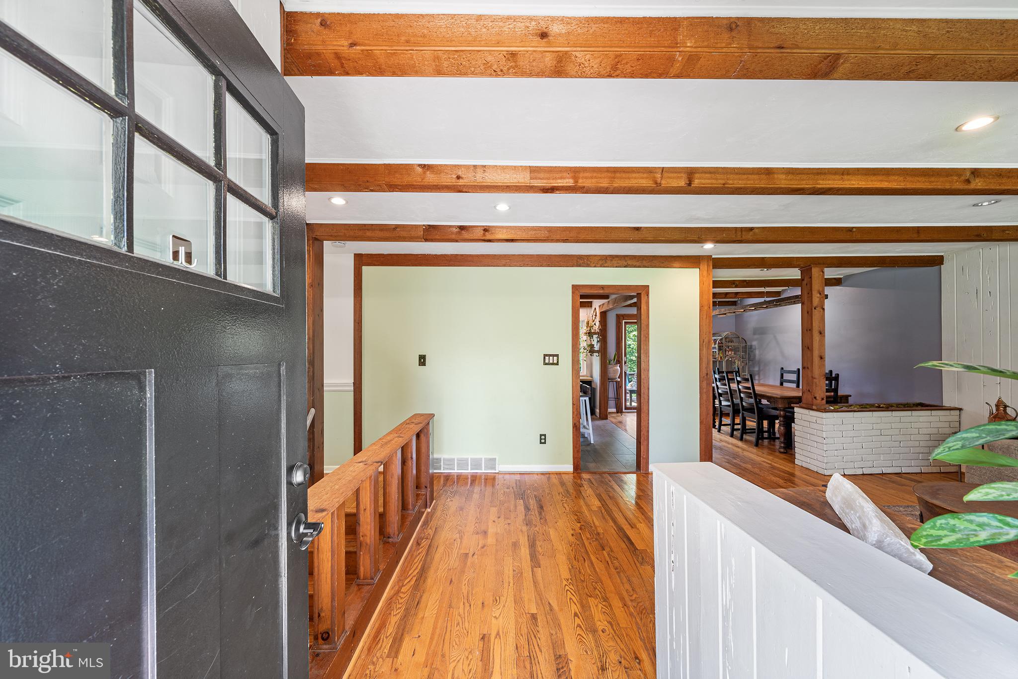 NEW HOPE HILLS - Residential