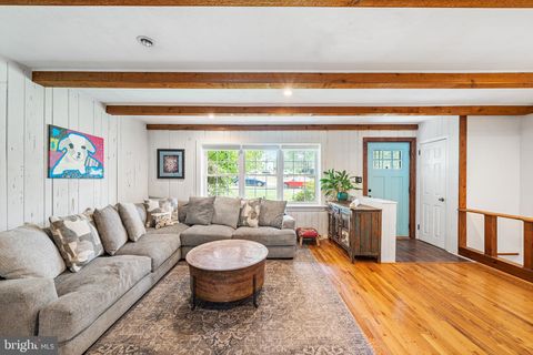 74 SUNSET DRIVE NEW HOPE PA 18938