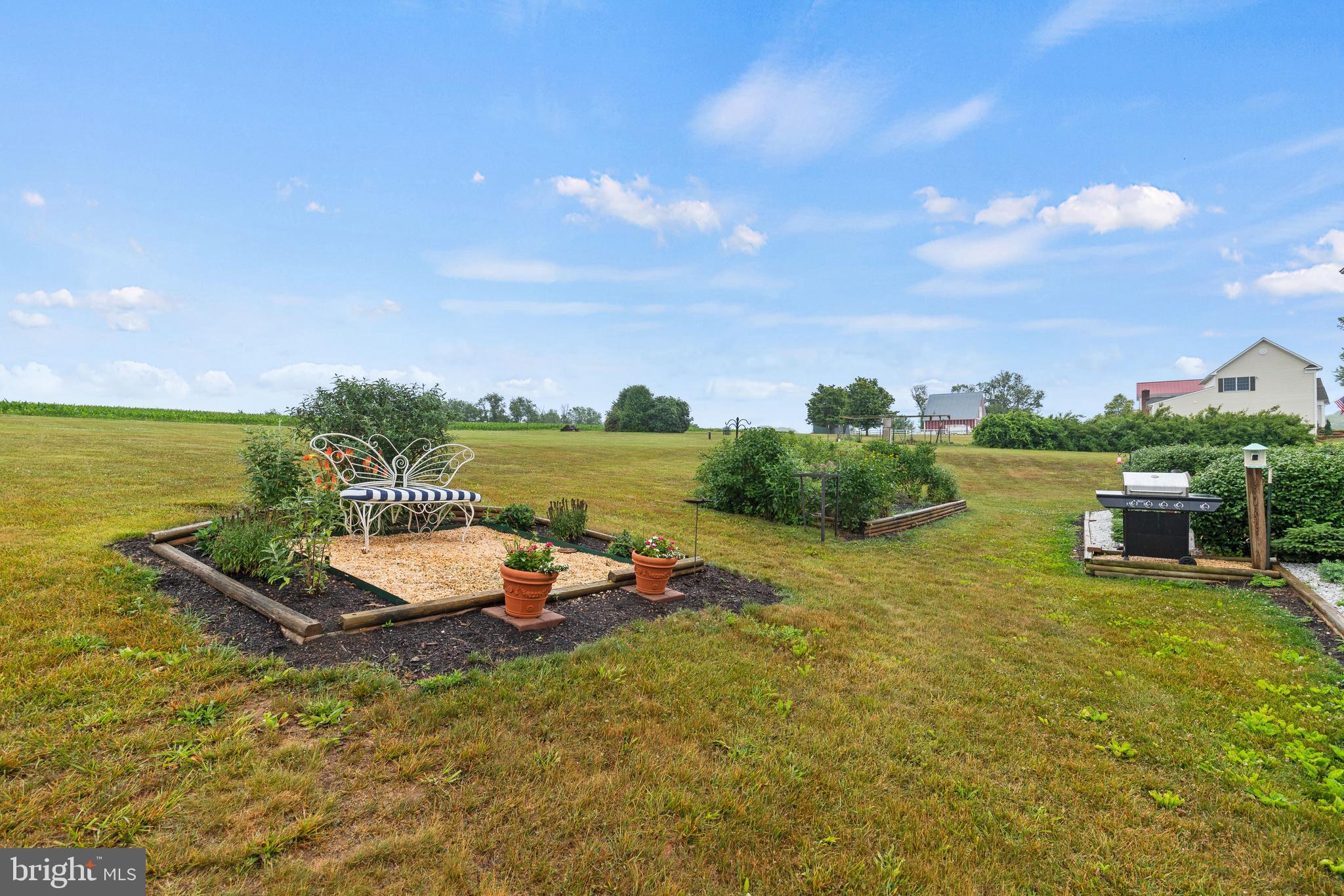 SENECA VALLEY ESTATES - Residential