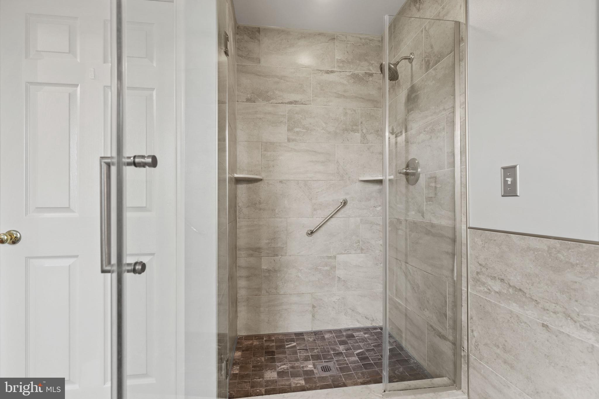 SENECA VALLEY ESTATES - Residential