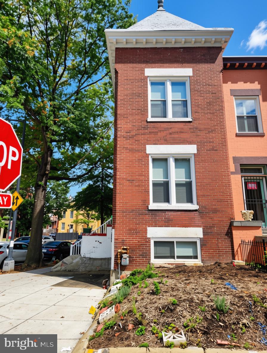 3440 11TH STREET NW