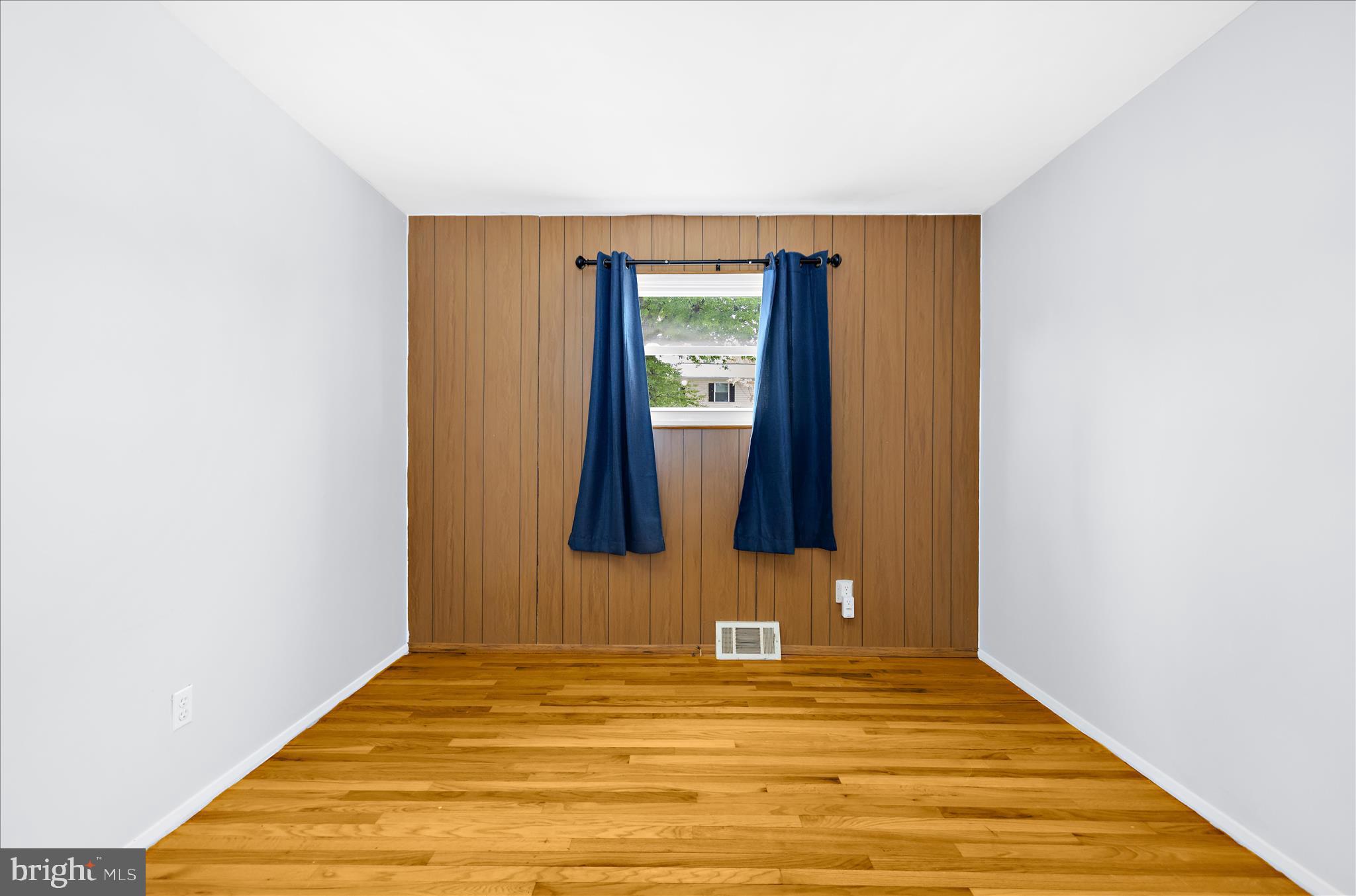 THE HIGHLANDS - Residential