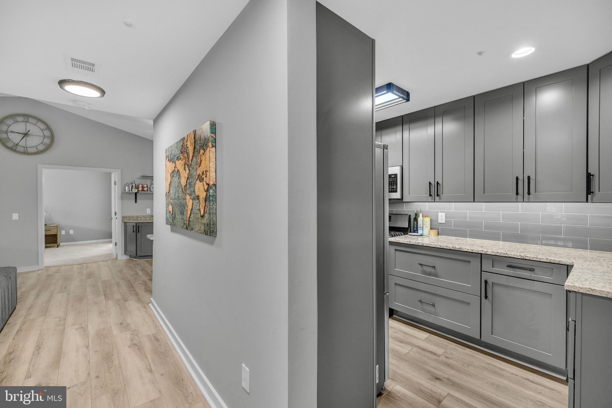 655 BURTONS COVE WAY 14