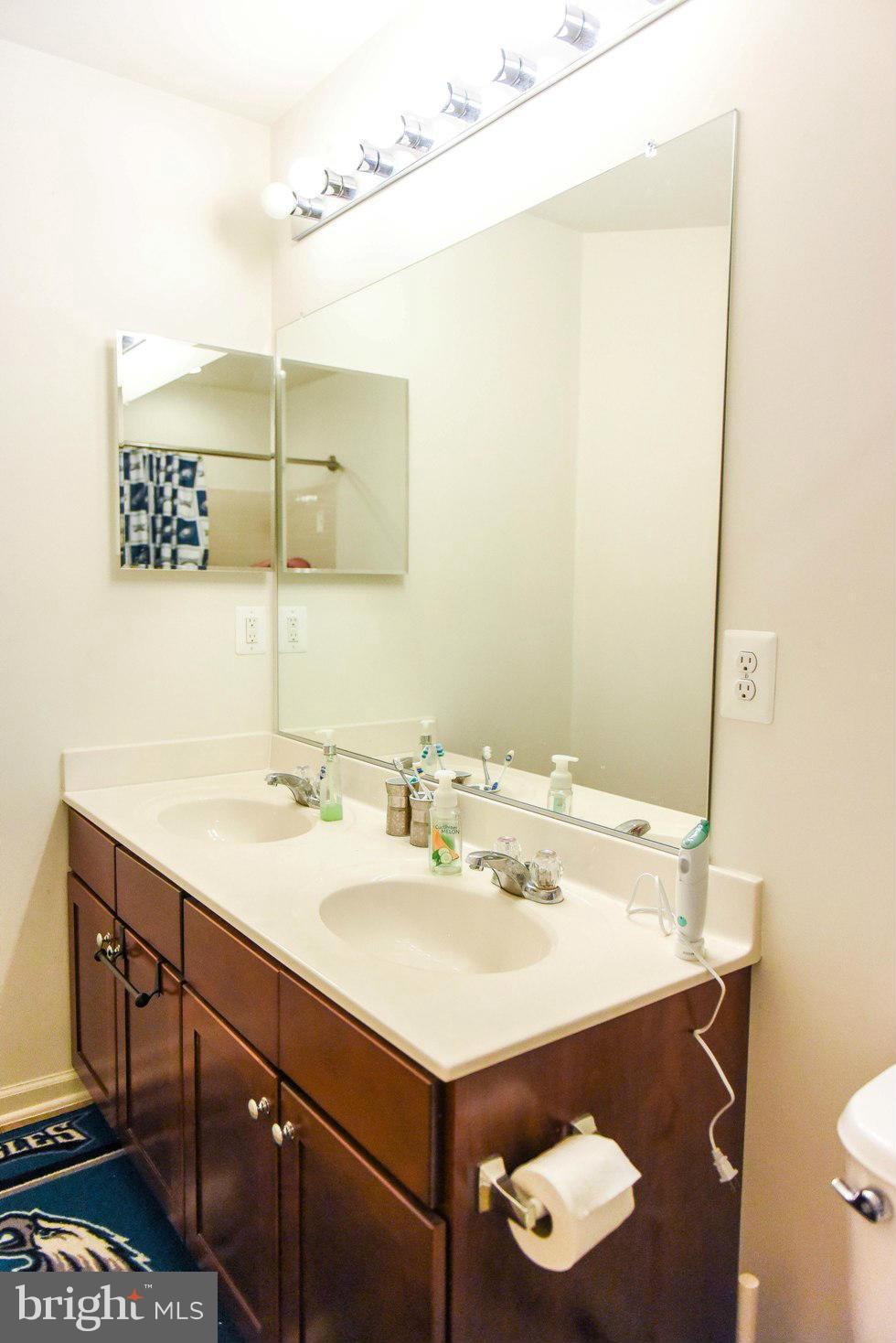 WESTBURY PUB - Residential