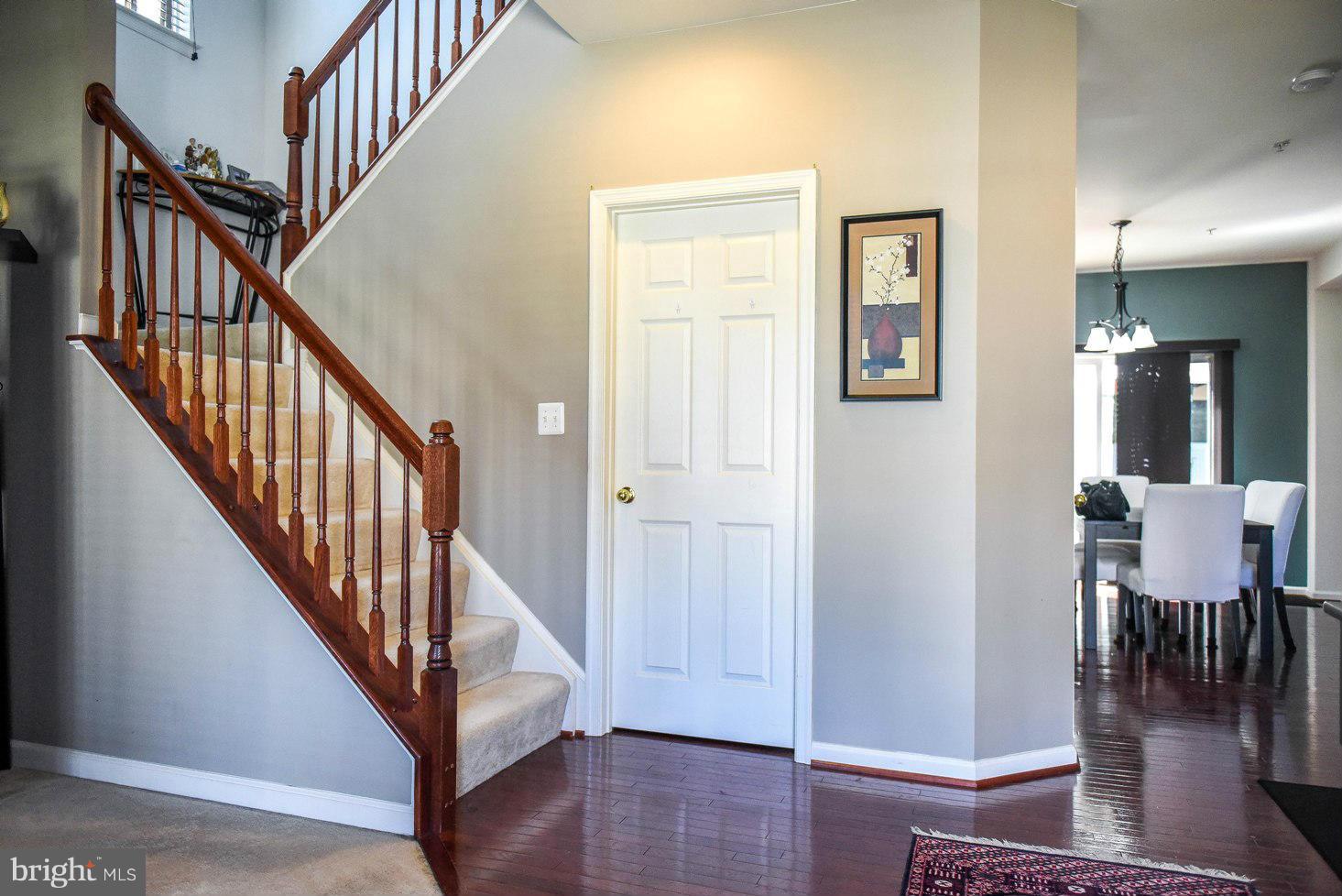 WESTBURY PUB - Residential