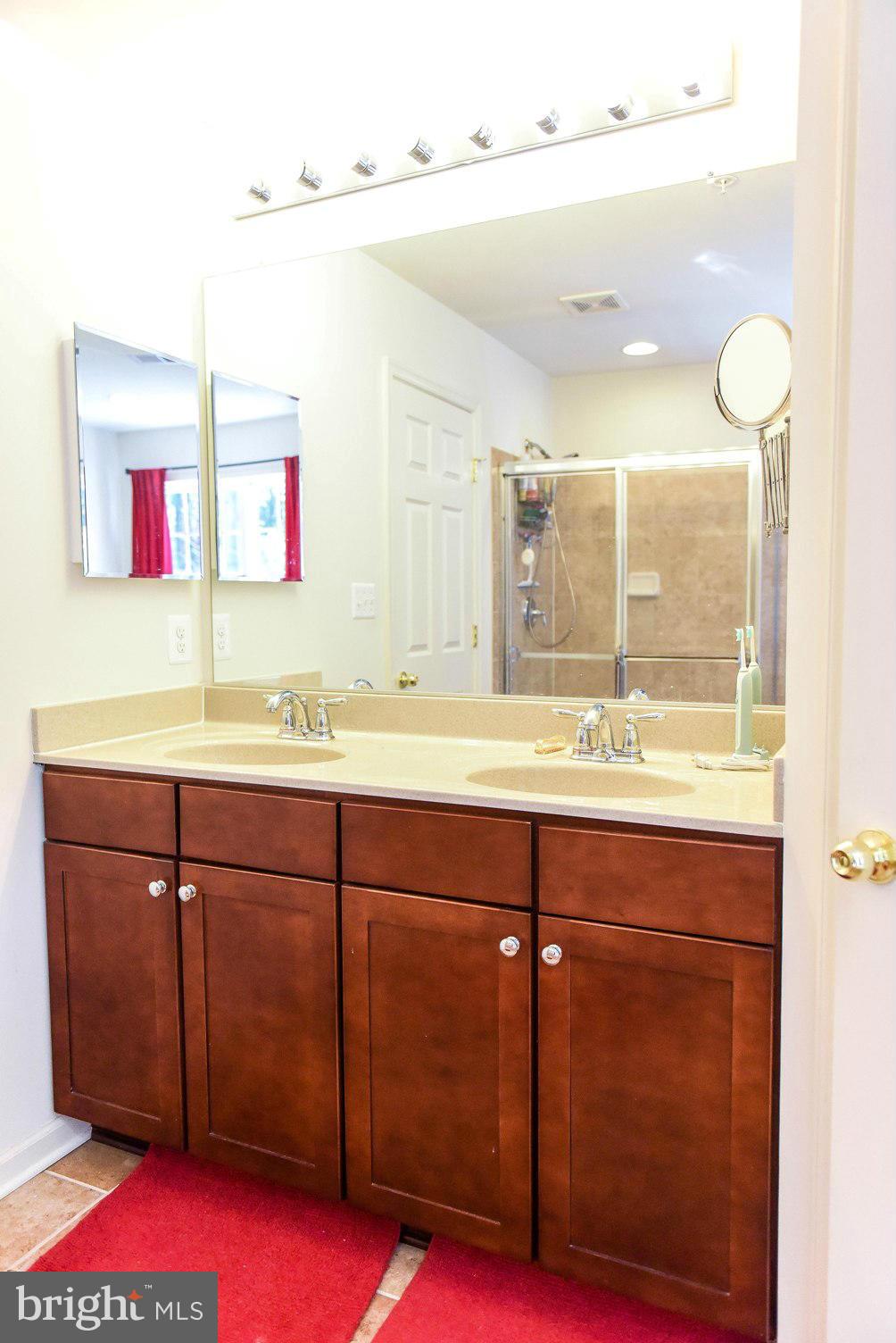 WESTBURY PUB - Residential