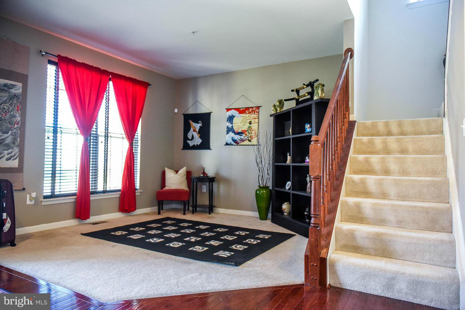 WESTBURY PUB - Residential