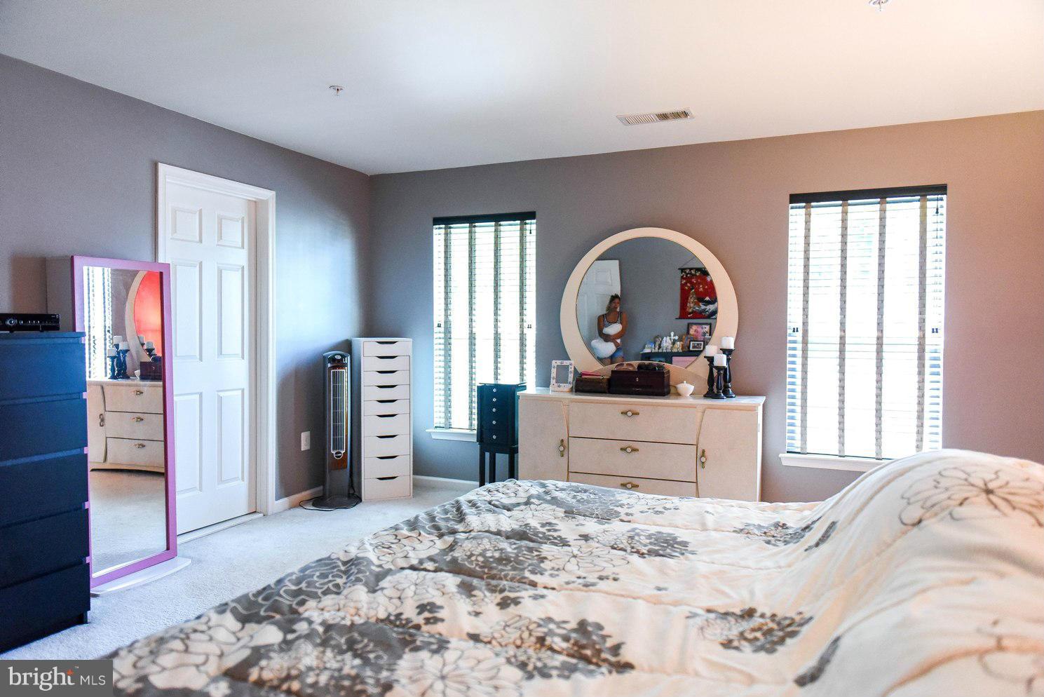 WESTBURY PUB - Residential