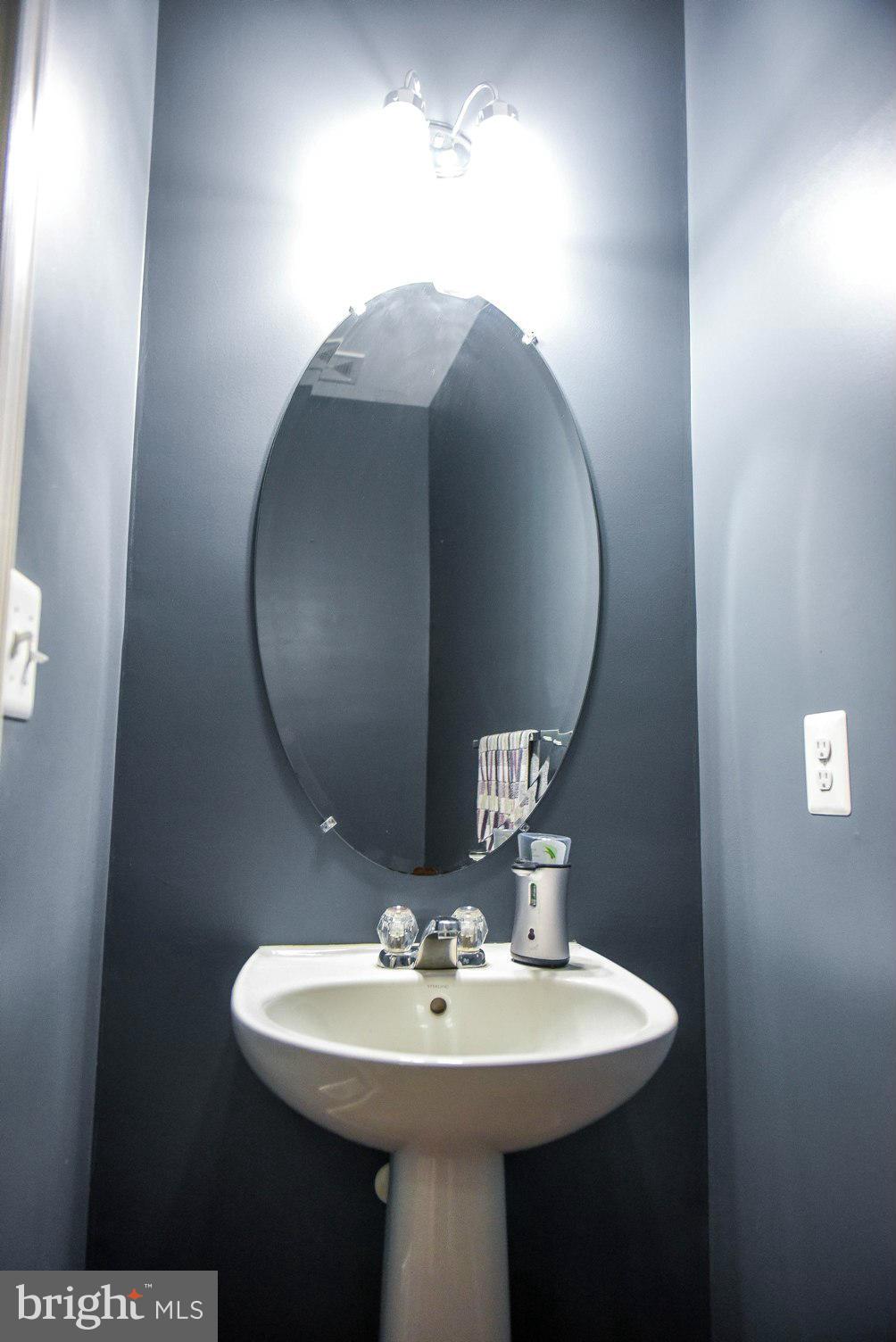 WESTBURY PUB - Residential