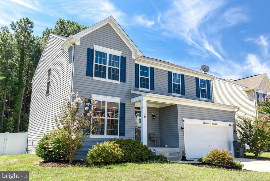 Beautiful, well appointed colonial with lots of room for the whole gang!!  Need lots of storage in the kitchen? You won't be disappointed.  Cabinets galore, SS appliances. HDWDS on main  Huge FR too! MSTR suite w/beautiful ceramic tile, separate shower & tub. 3 additional BDRS upstairs. Huge FR in BSMNT plus full bath.  Wonderful deck out back and fully fenced back yard for privacy. Backs to trees