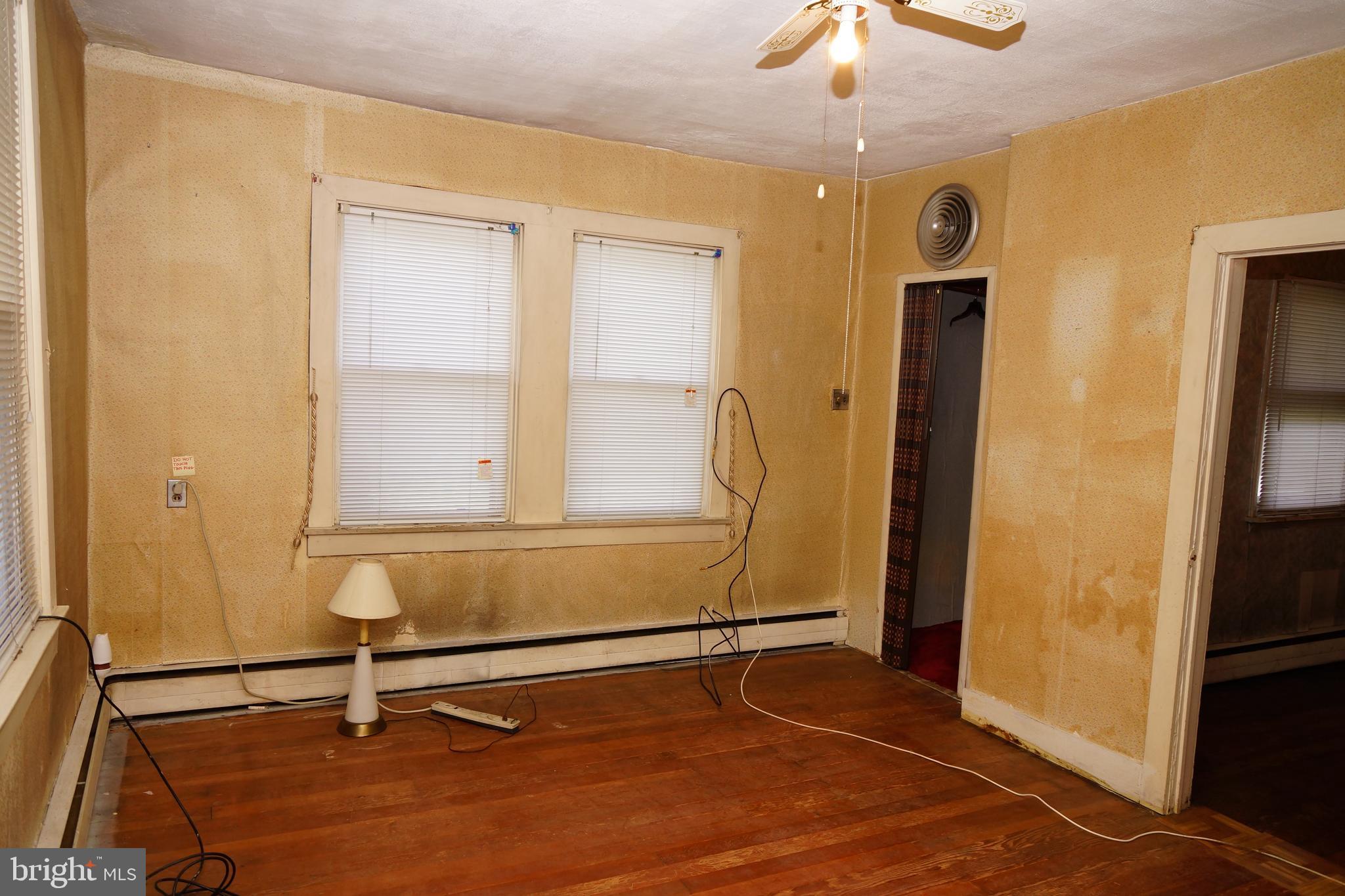 WILLIAMS RANGE - Residential