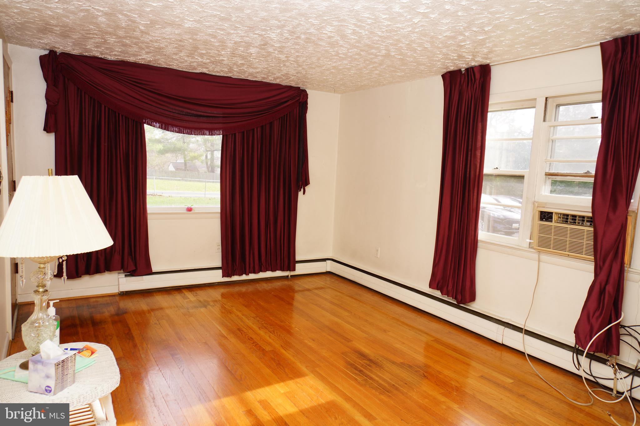 WILLIAMS RANGE - Residential