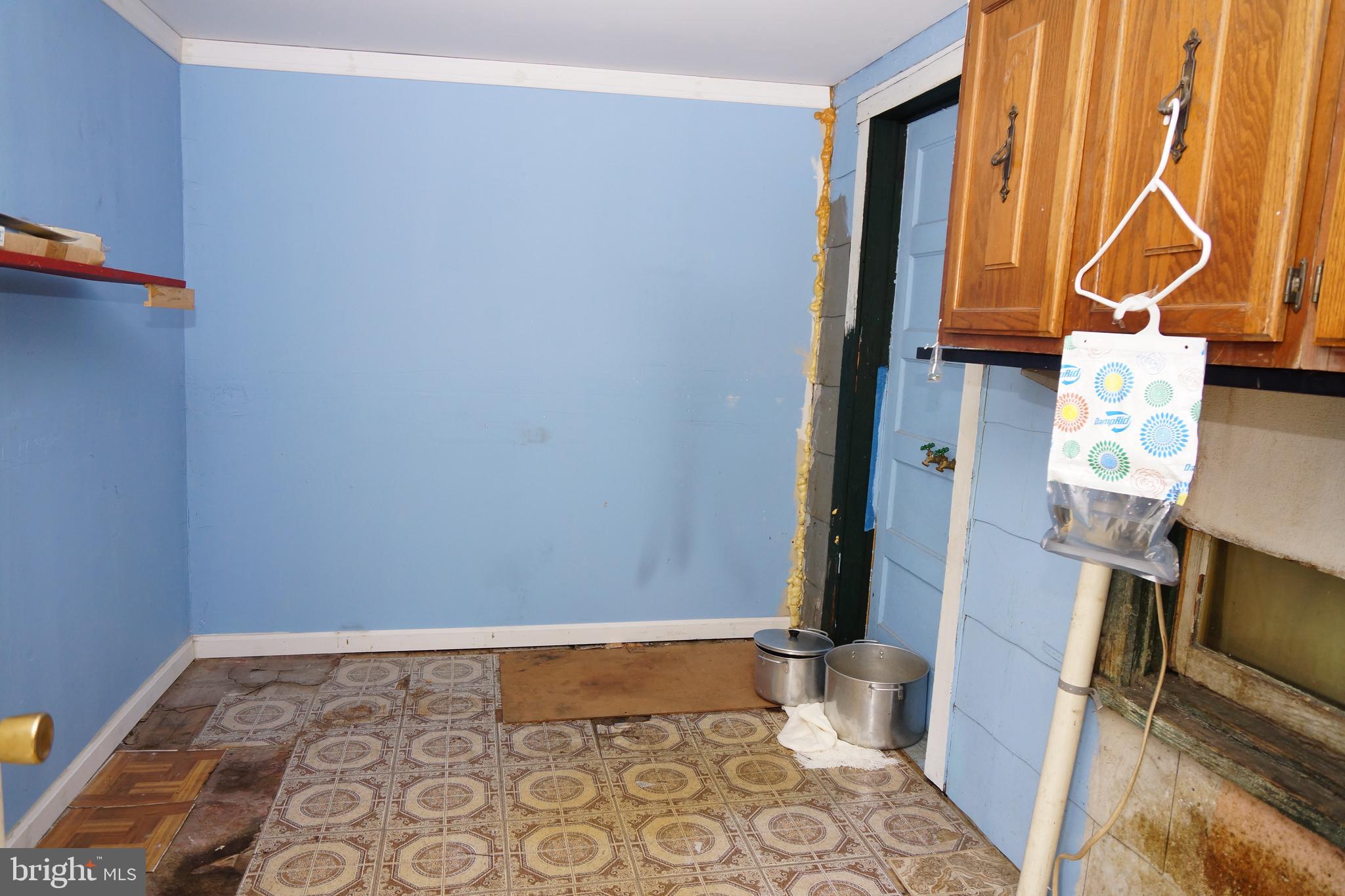 WILLIAMS RANGE - Residential