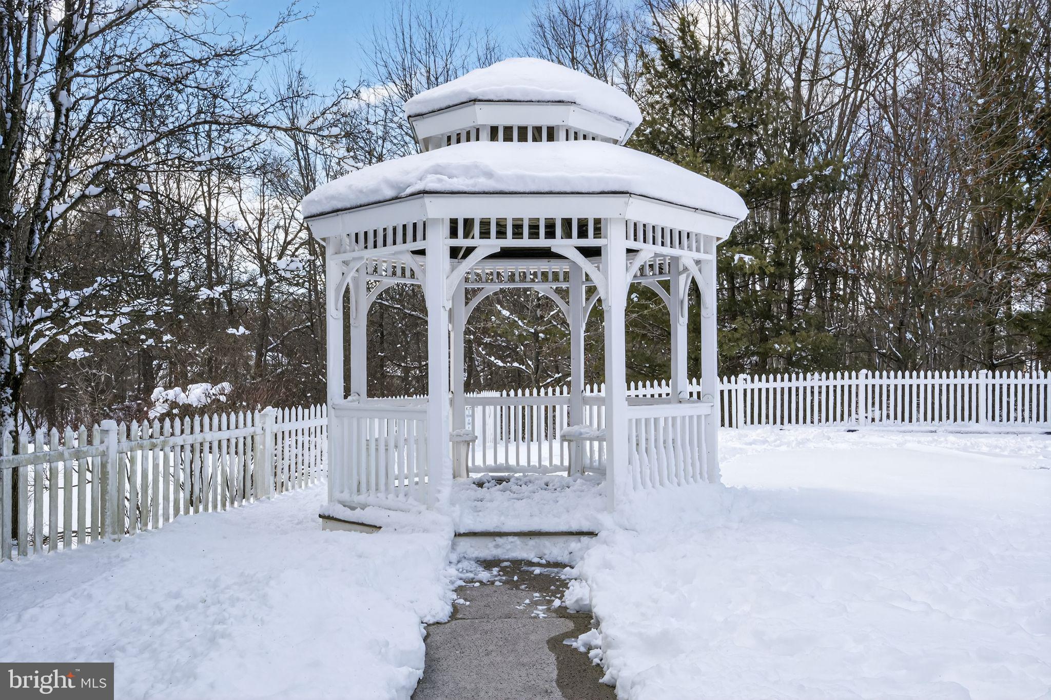 SWEET BRIAR - Residential