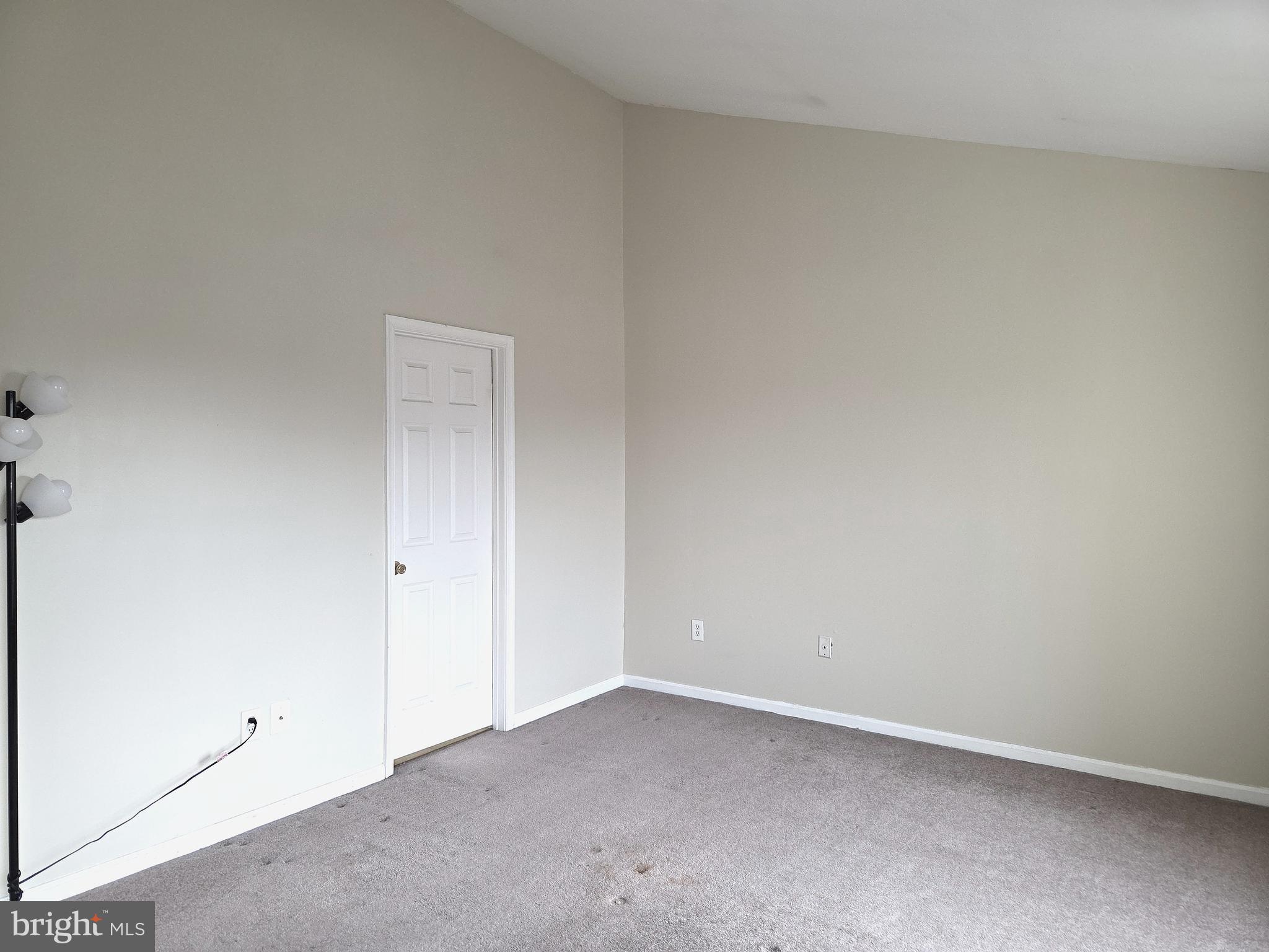 WHITE OAK - Residential