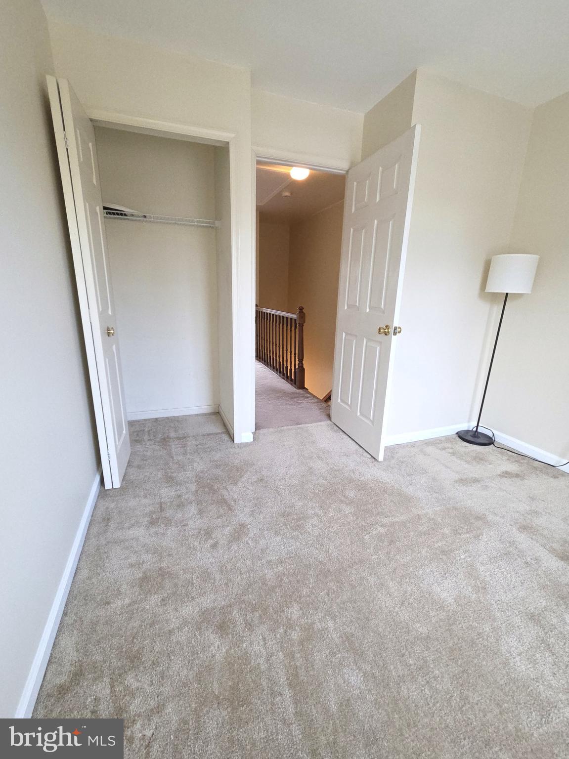 WHITE OAK - Residential