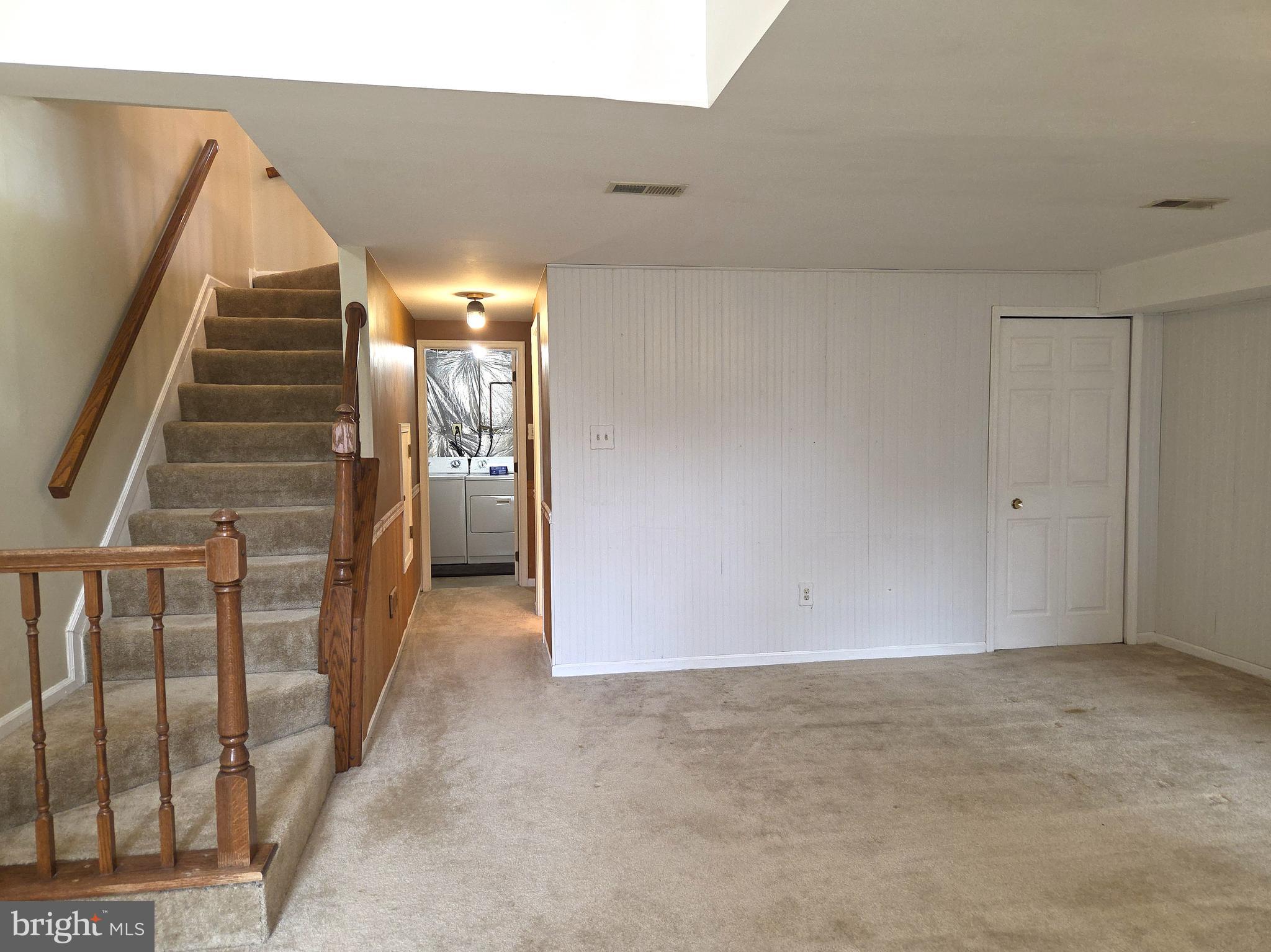 WHITE OAK - Residential