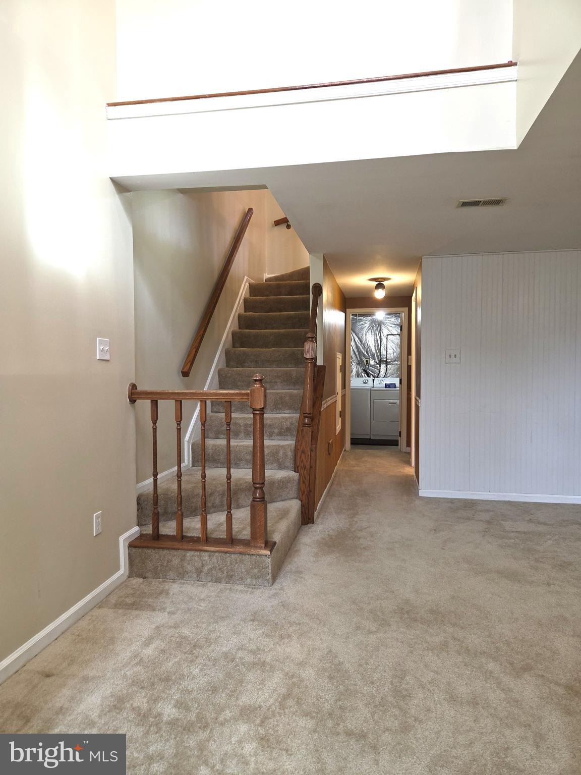 WHITE OAK - Residential