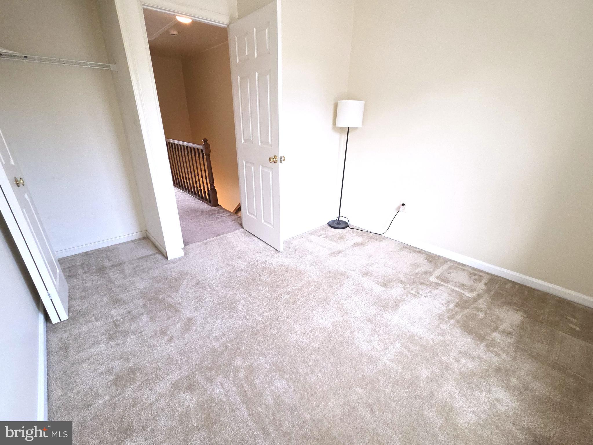 WHITE OAK - Residential