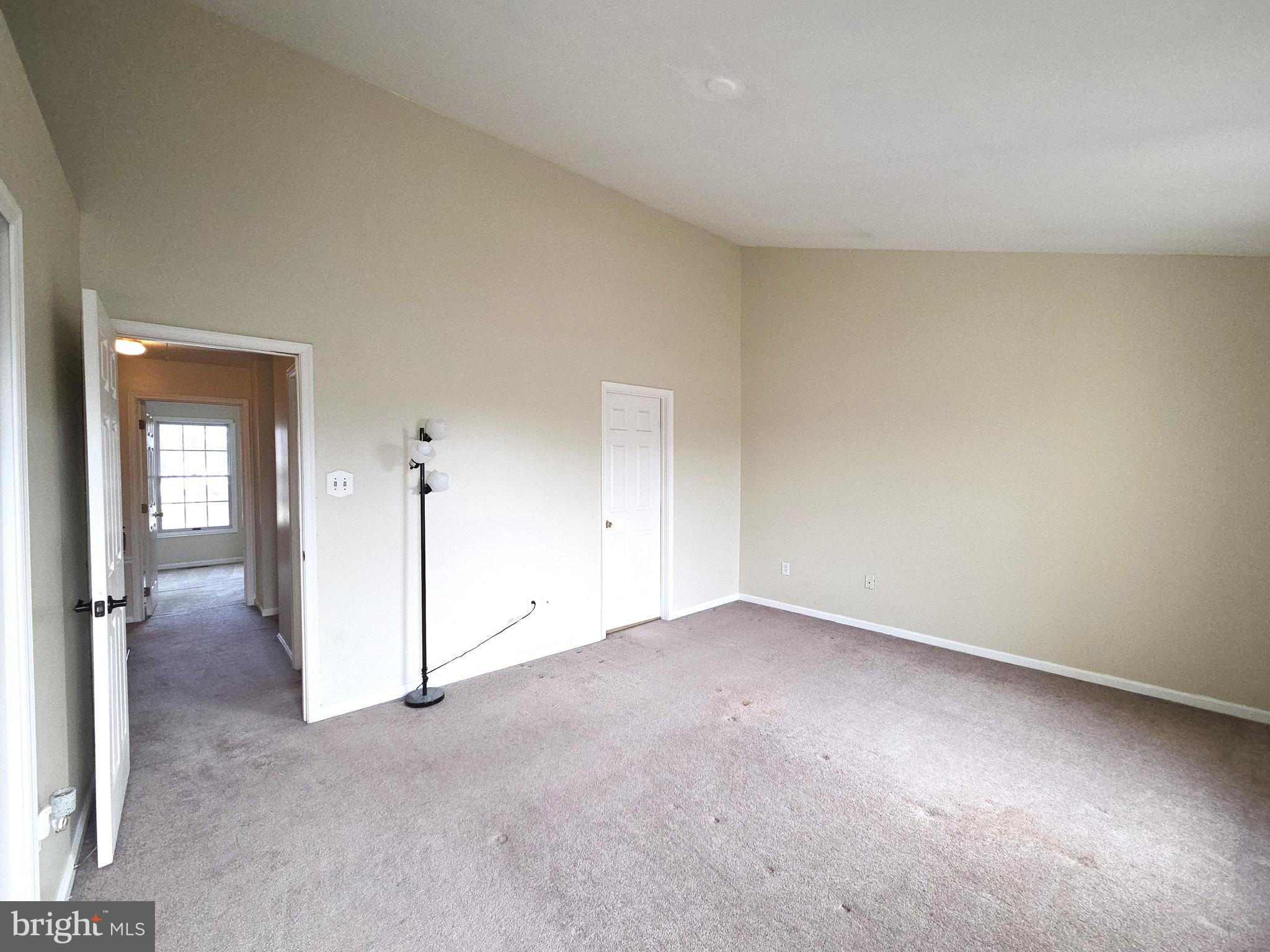 WHITE OAK - Residential